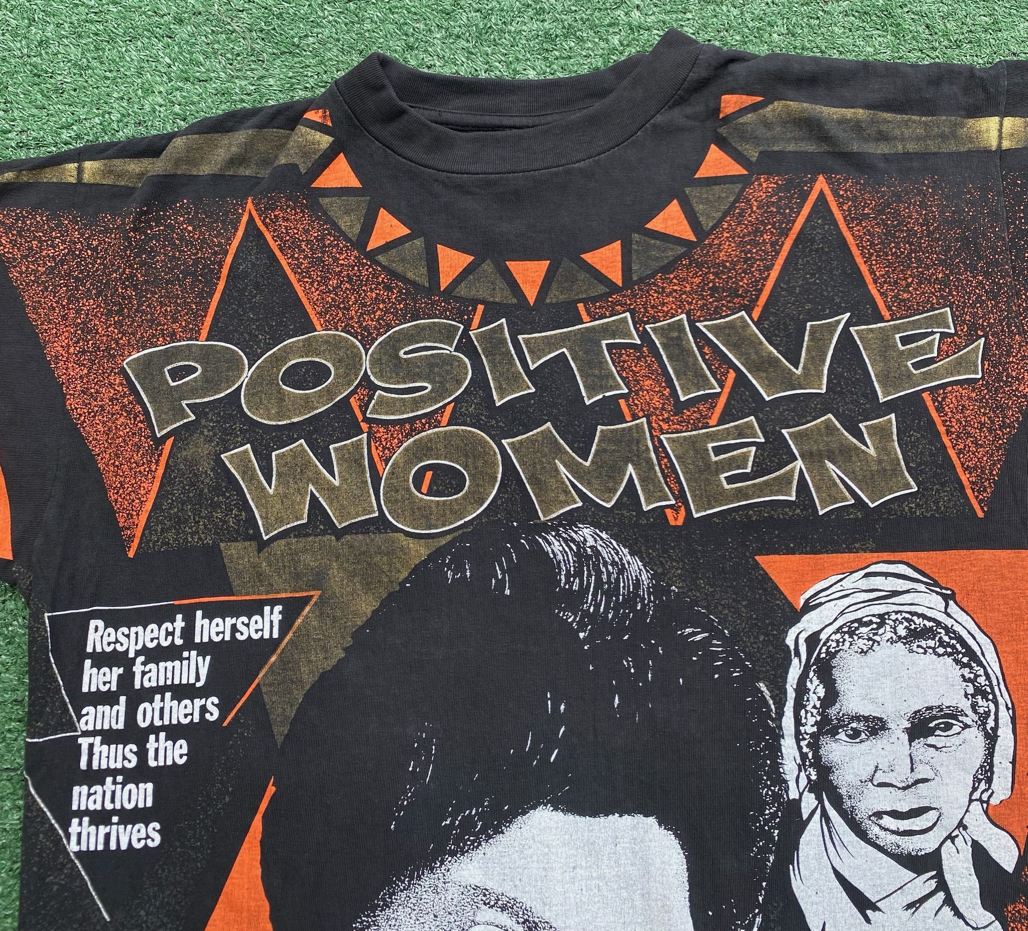 Vintage 90’s Black History Positive Women All Over Print T-Shirt XL Size US XL / EU 56 / 4 - 2 Thumbnail