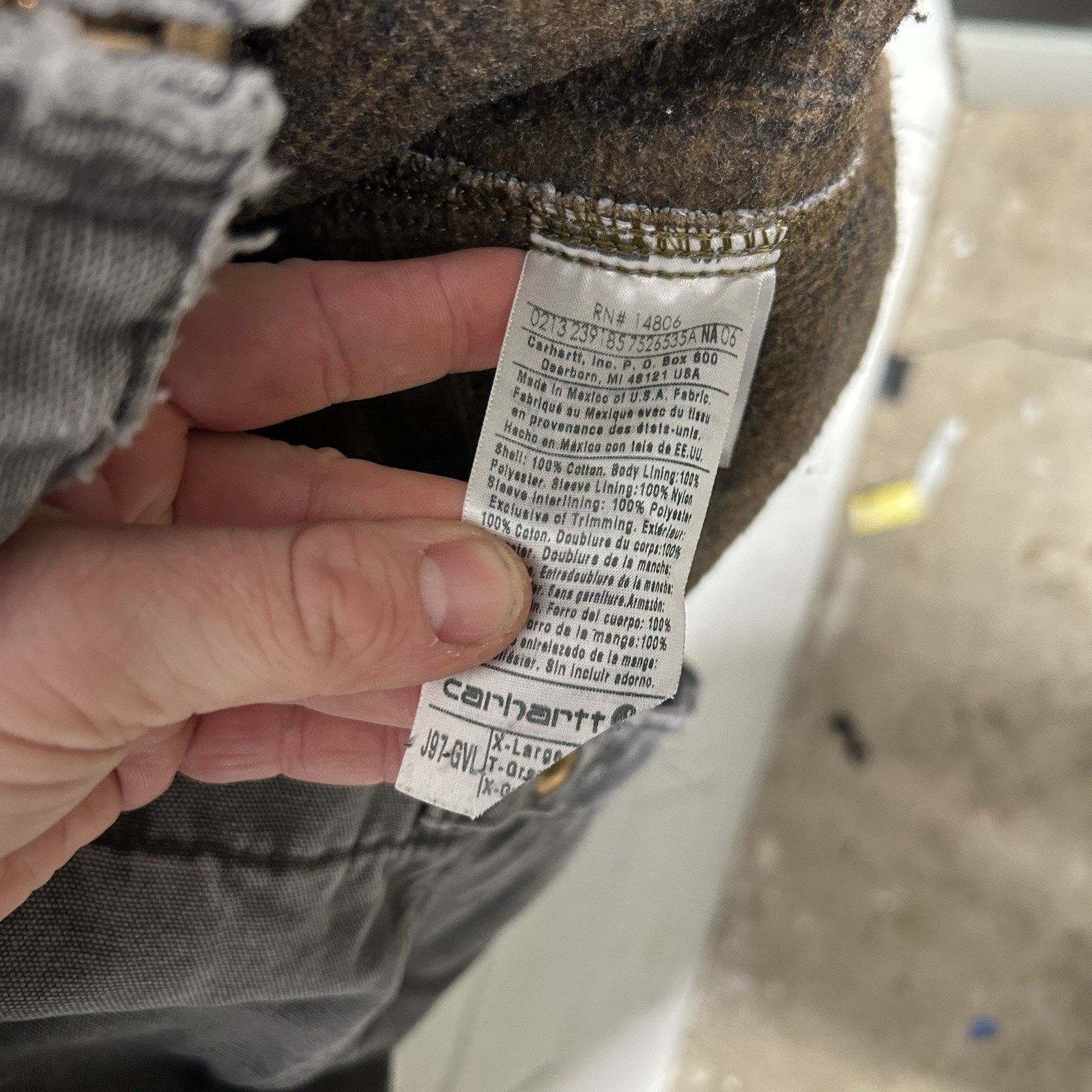 Carhartt Thrashed Vintage Carhartt Detroit Jacket “Gravel” J97 GVL Size US XL / EU 56 / 4 - 14 Thumbnail