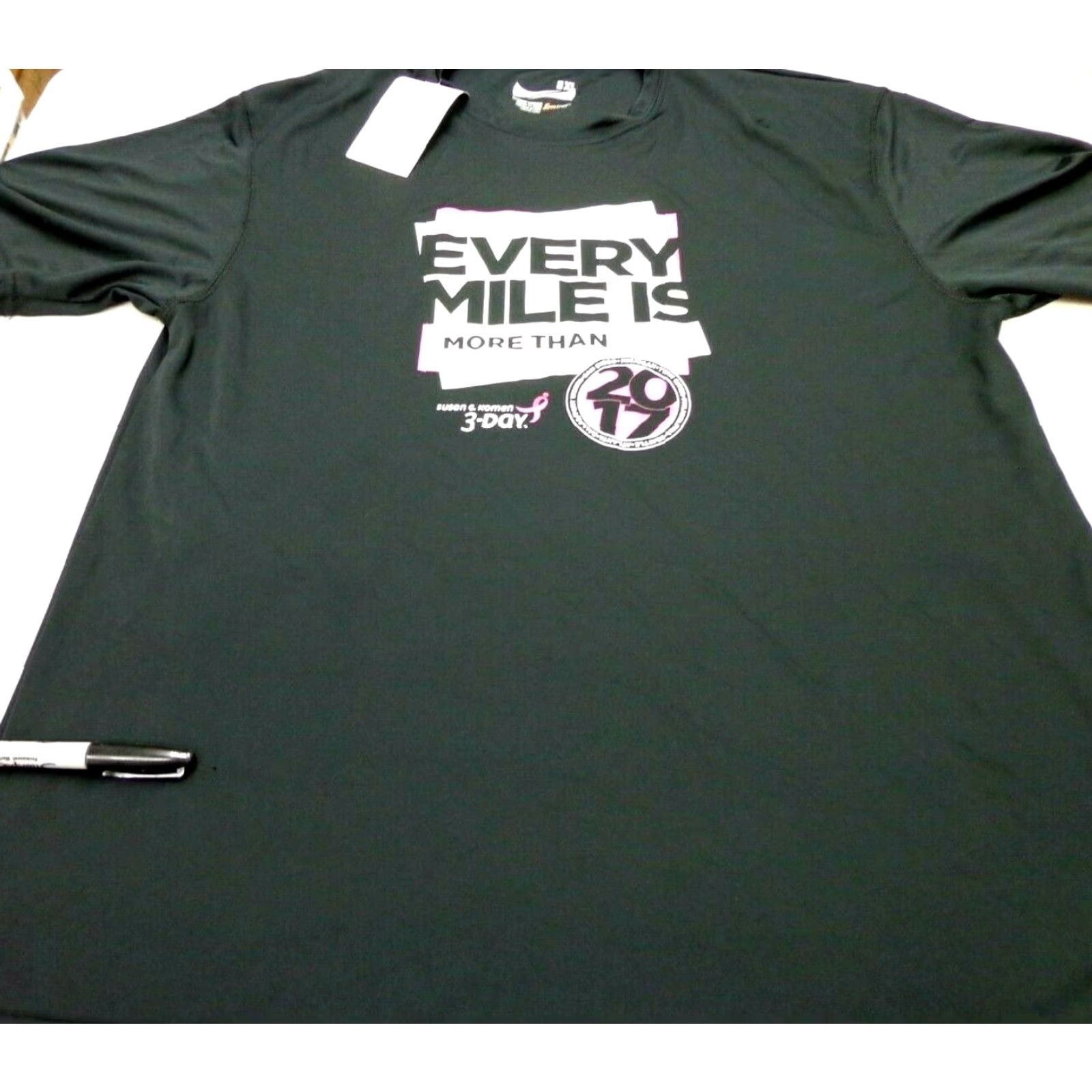 Vintage VINTAGE Susan G Komen Every Mile is More Than Pink Black T Shirt XL Mens Size US XL / EU 56 / 4 - 8 Thumbnail
