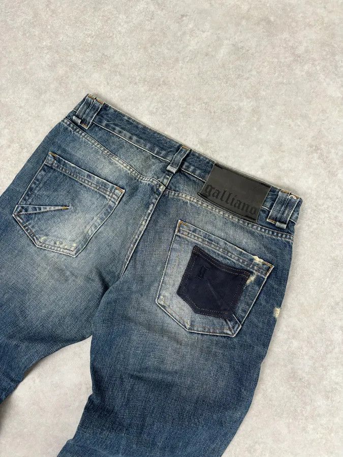John Galliano AW2011 John Galliano Blue Distressed Denim Jeans Size US 31 - 7 Thumbnail