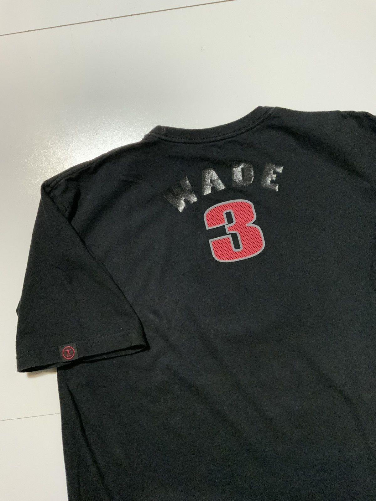 Converse × Vintage Y2K Converse Dwyane Wade Miami Heat Basketball T-Shirt Size US XXL / EU 58 / 5 - 5 Thumbnail