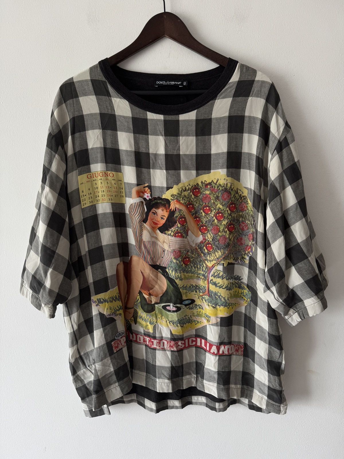 Dolce & Gabbana 🔥🔥 Dolce & Gabbana Pinup Girl Print T-Shirt Size US L / EU 52-54 / 3 - 1 Thumbnail