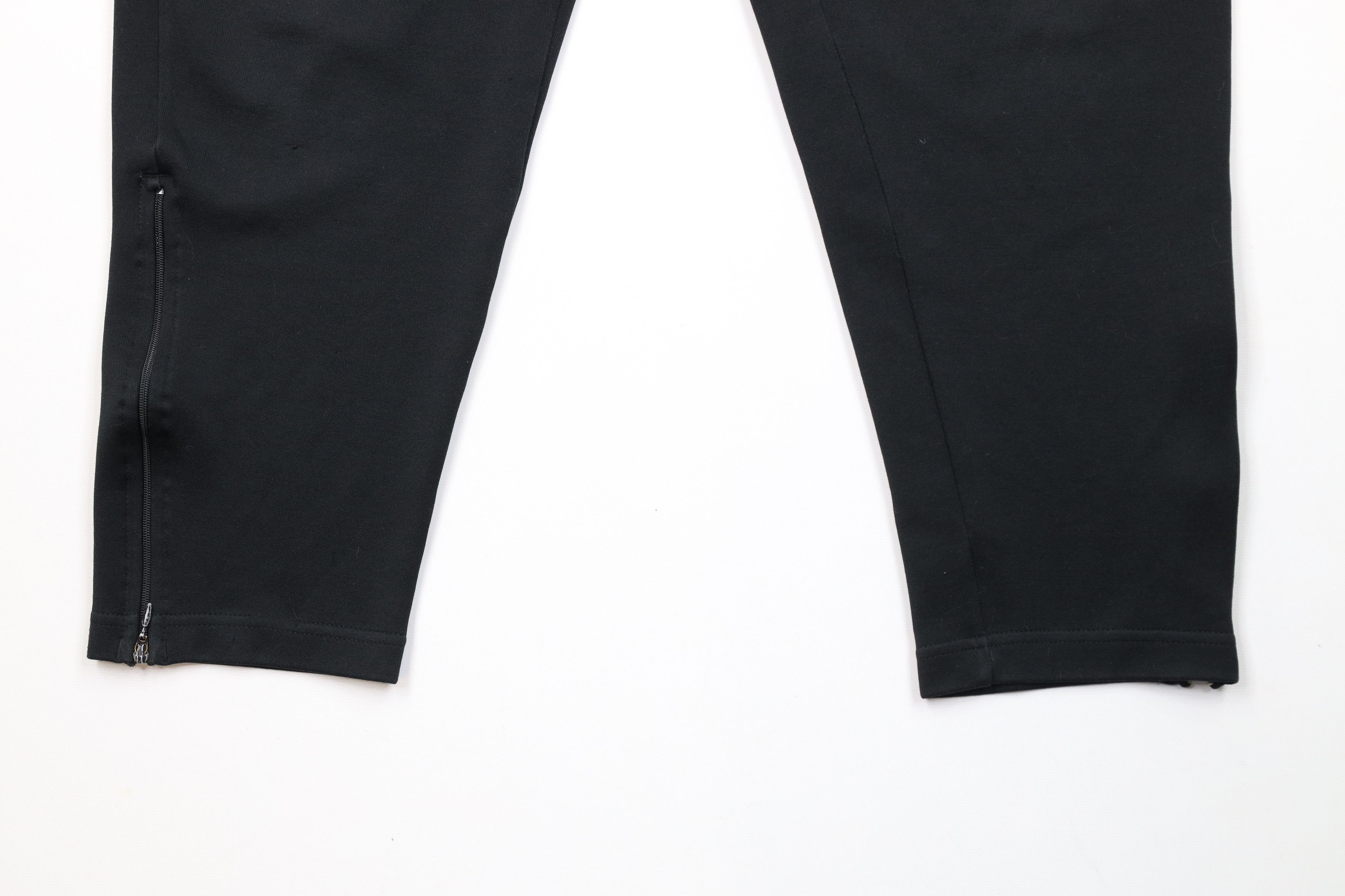 Adidas × Vintage Vintage 90s Adidas Tapered Leg Warm Up Soccer Pants Black Size US 32 / EU 48 - 4 Thumbnail