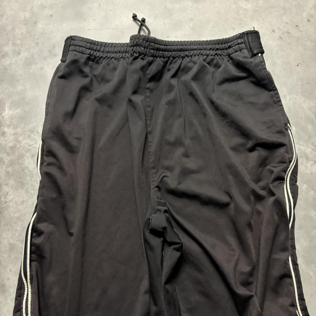Japanese Brand × Vintage Crazy Vintage Y2K/2000s Baggy Black Striped Full Zip Drill Essential Track Pants! Size US 36 / EU 52 - 3 Thumbnail