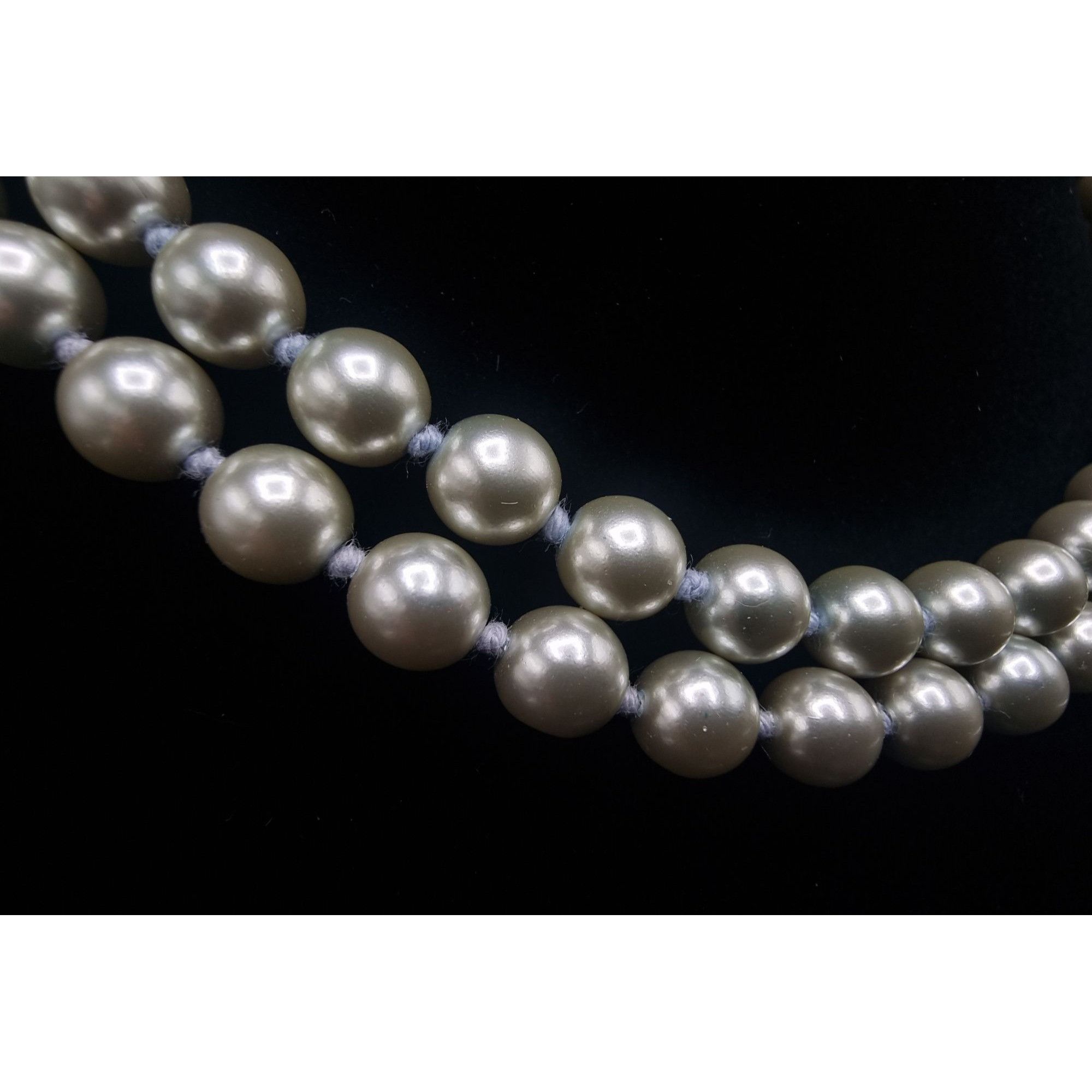 Vintage Rare Find Vintage 1990s NOLAN MILLER Signed Long Faux Pearl Size ONE SIZE - 6 Thumbnail