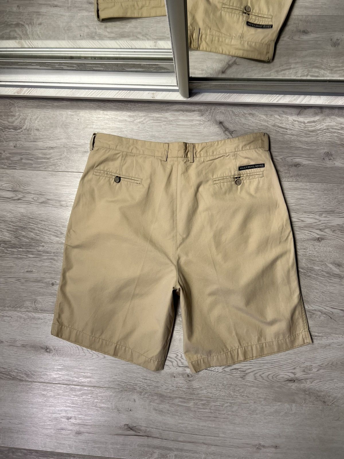Valentino × Vintage Vintage Valentino Sport Chino Shorts Size US 36 / EU 52 - 6 Thumbnail