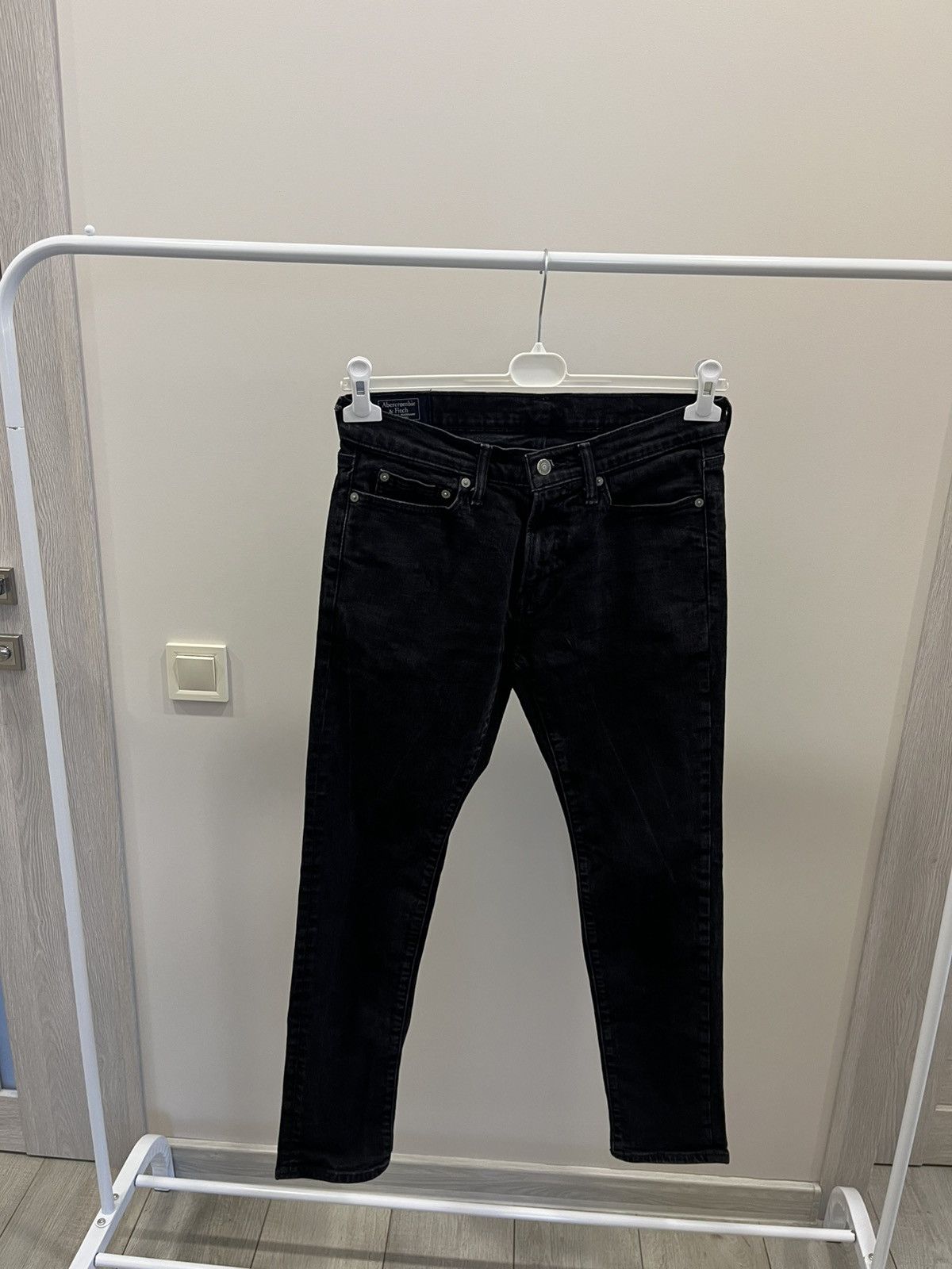 Abercrombie & Fitch Vintage wash Abercrombie & Fitch black jeans Size US 32 / EU 48 - 1 Thumbnail