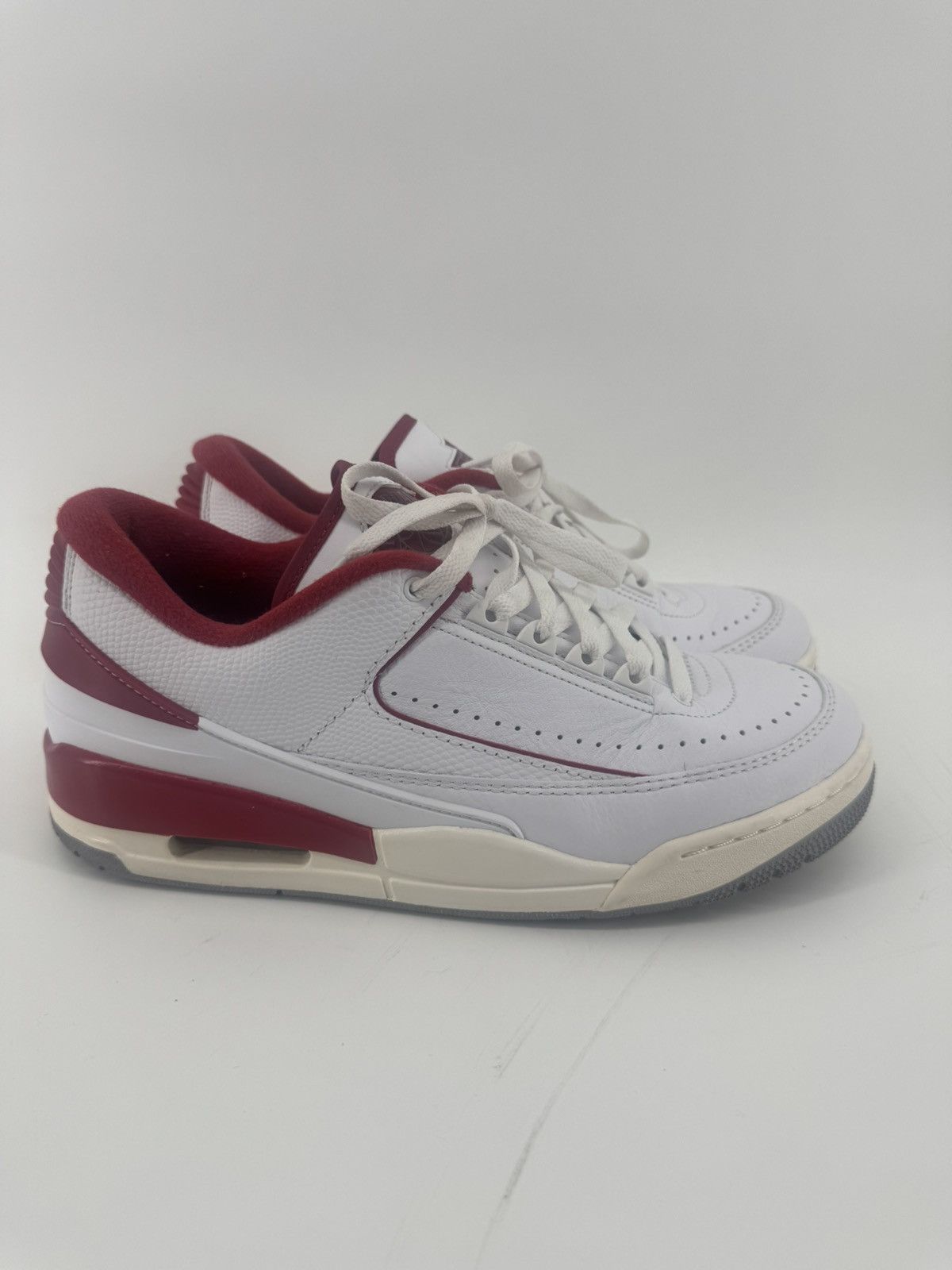 Jordan Brand Jordan 2/3 'White Varsity Red size 9.5 Size US 9.5 / EU 42-43 - 1 Thumbnail