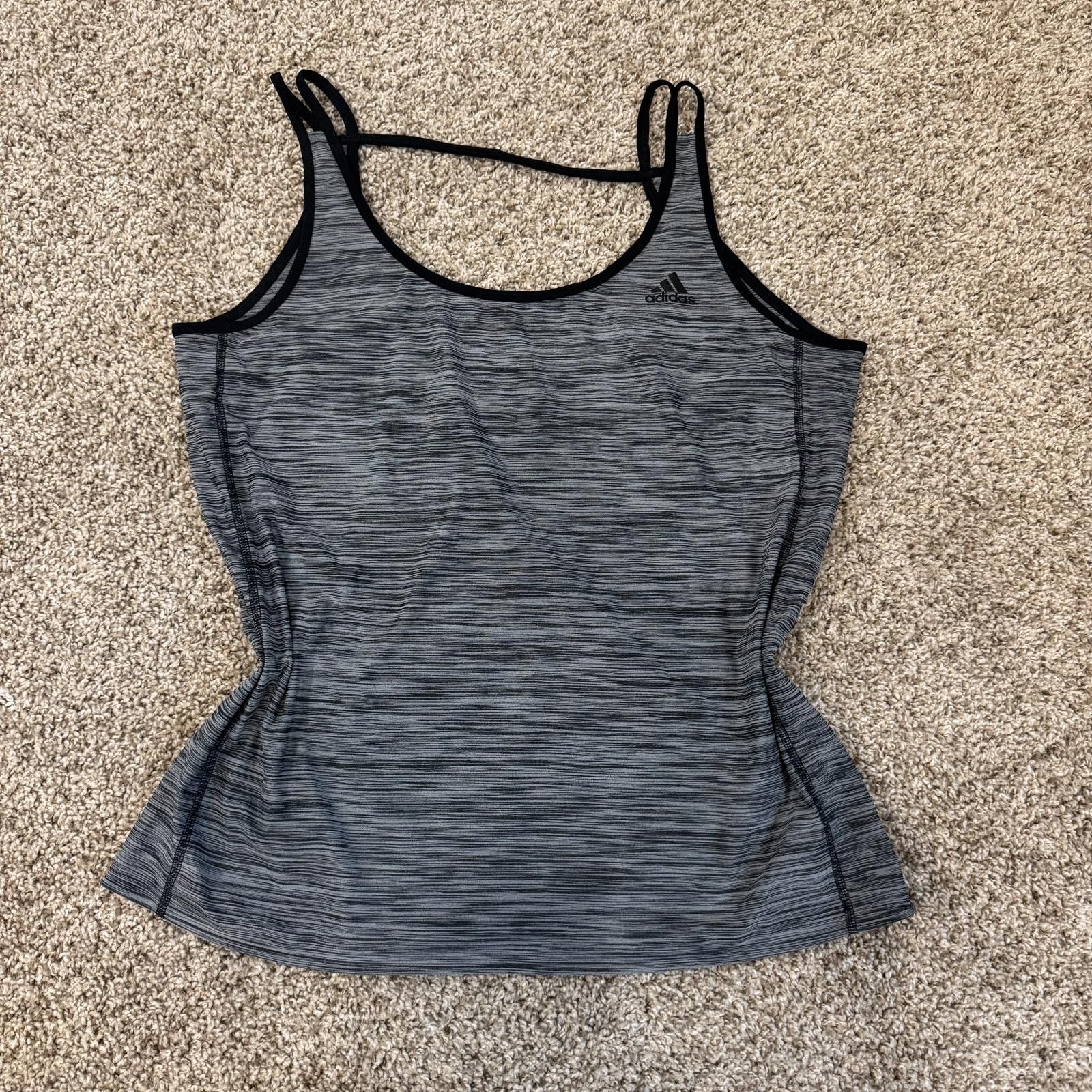 Adidas Adidas Women's Medium Gray Athletic Tank Top Size Medium Size M / US 6-8 / IT 42-44 - 1 Thumbnail