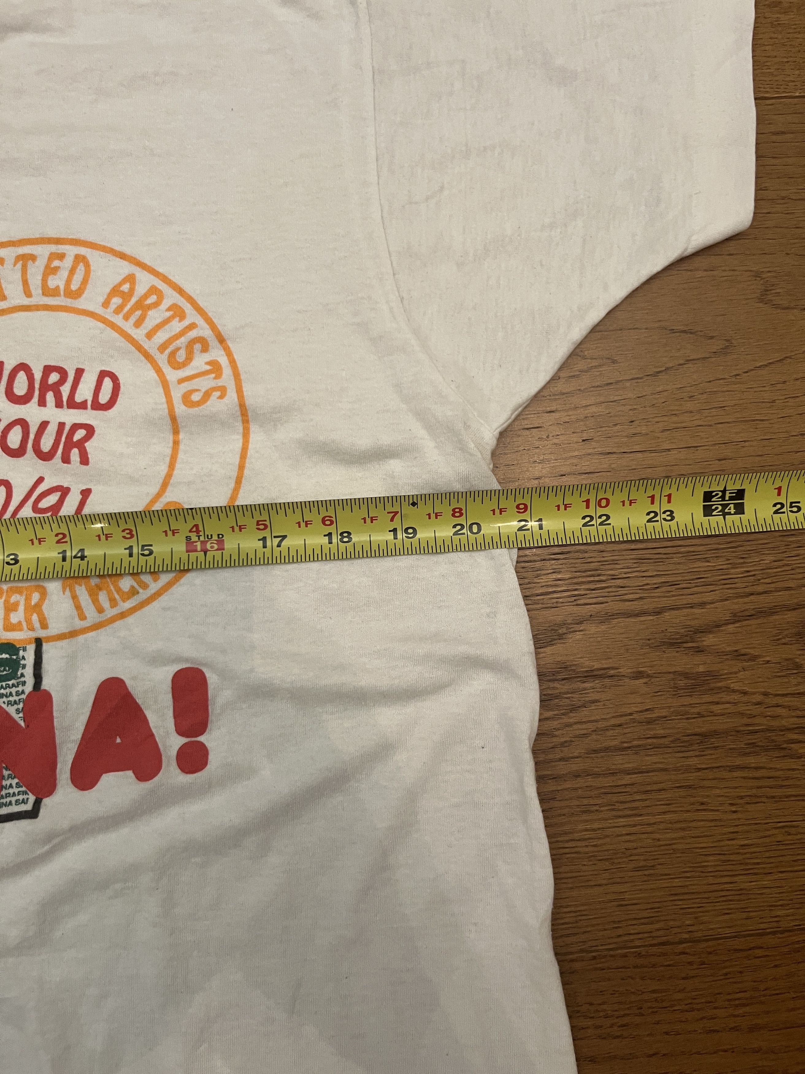 Vintage Vtg 1990 Sarafina! World Tour Single Stitch Screen Stars Tee Size US XL / EU 56 / 4 - 7 Thumbnail
