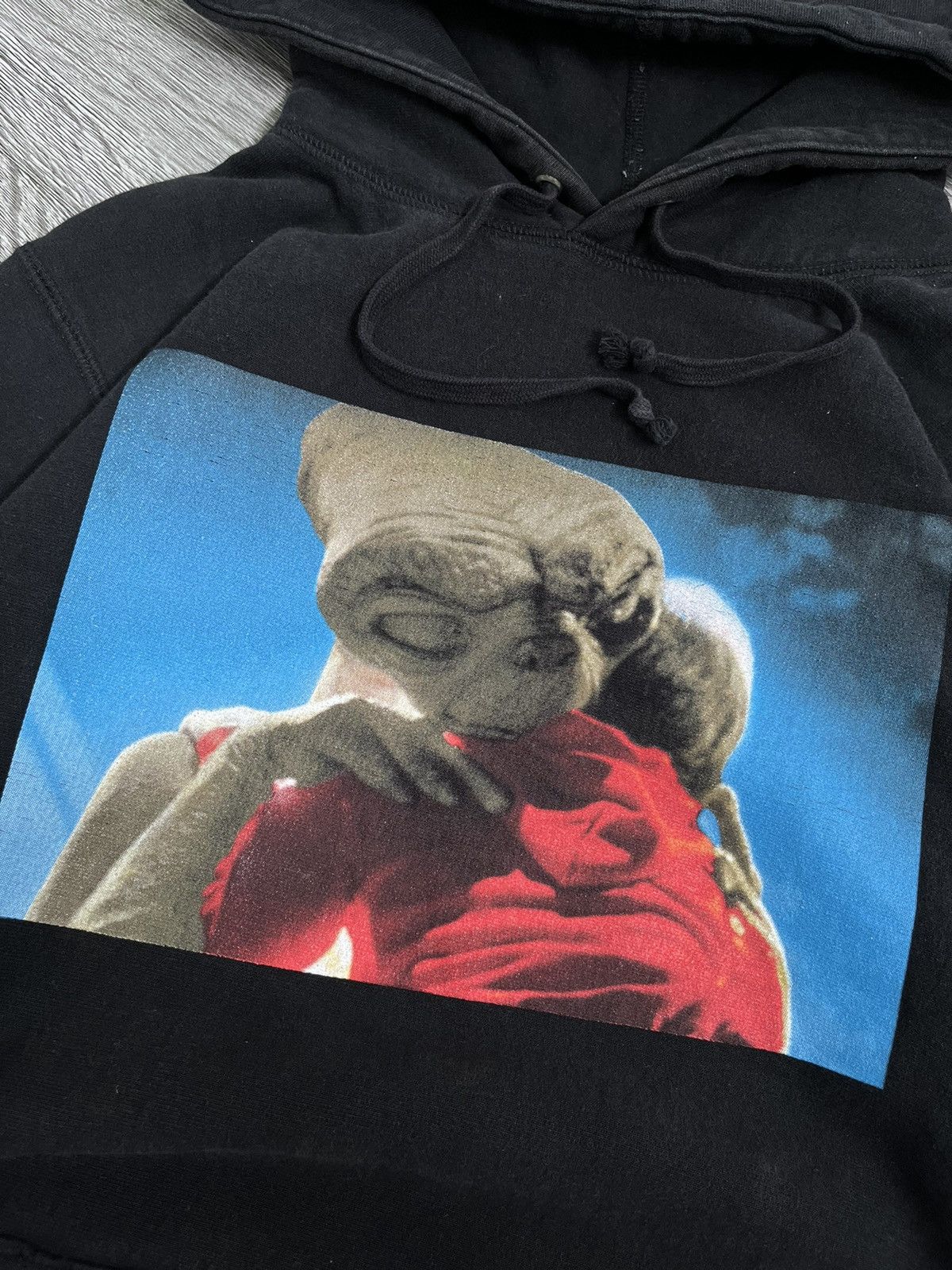 Supreme × Vintage Supreme E.T (Extra Teresstria) Hoodie FW15 Size US M / EU 48-50 / 2 - 3 Thumbnail