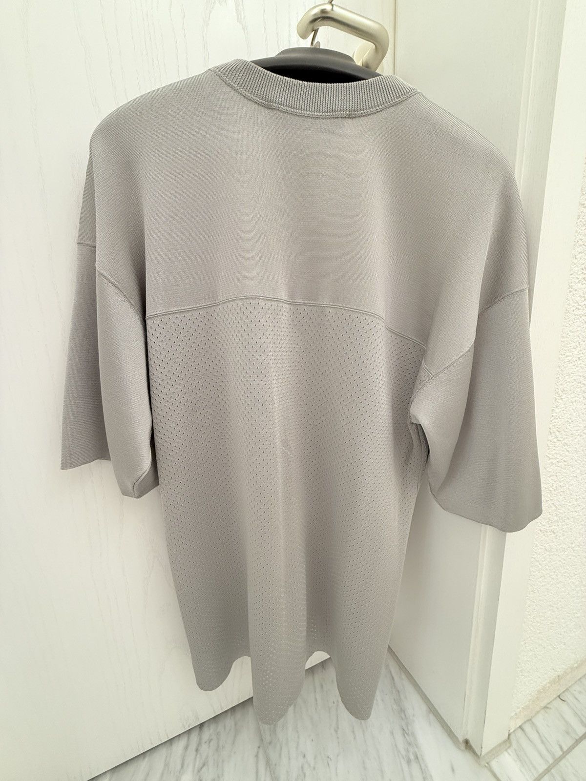Kim Jones × Louis Vuitton Louis Vuitton Logo Basketball Jersey Shirt Gray M Python Size US M / EU 48-50 / 2 - 4 Thumbnail