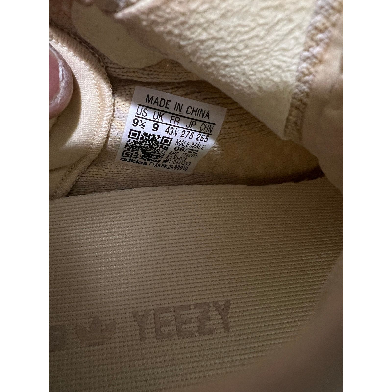 Adidas adidas Yeezy Boost 350 V2 Light UV Reactive Sz 9.5 Men’s Size US 9.5 / EU 42-43 - 3 Thumbnail