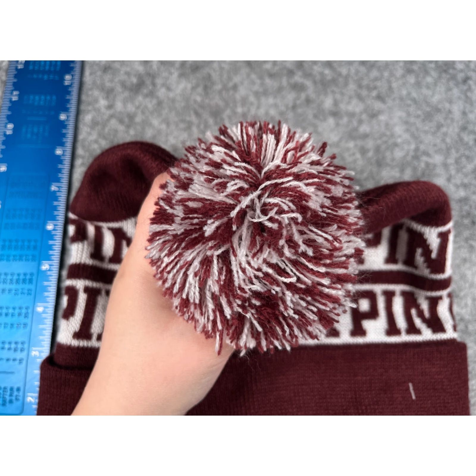 Victoria's Secret Victoria's Secret Beanie Toque Adult One Size Burgundy White Acrylic Pom Hat Size ONE SIZE - 3 Thumbnail