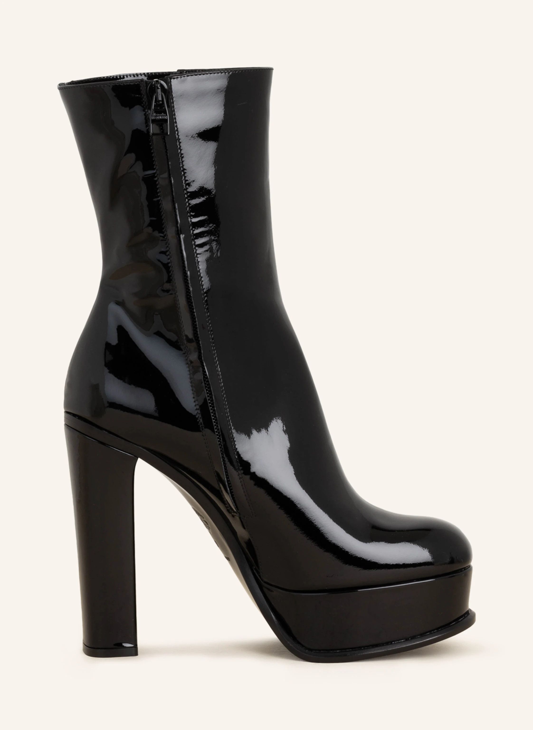 Alexander McQueen o1y0225 Ankle Boots in Black Size US 8 / IT 38 - 1 Thumbnail