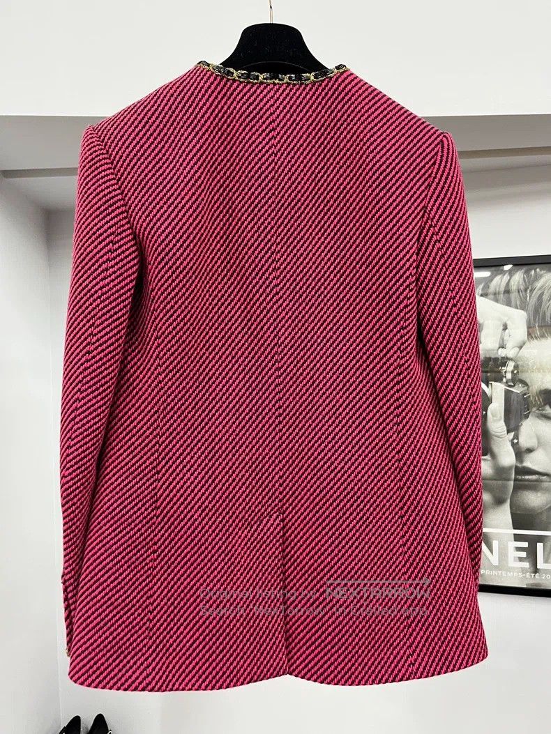 Chanel Chanel Red and black colour-blocked striped stud beaded tw Size XS / US 0-2 / IT 36-38 - 3 Thumbnail