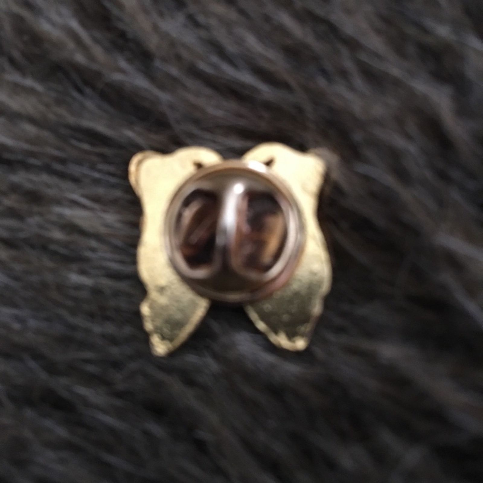 Vintage Vintage matte gold tone butterfly tac lapel pin Size ONE SIZE - 4 Thumbnail