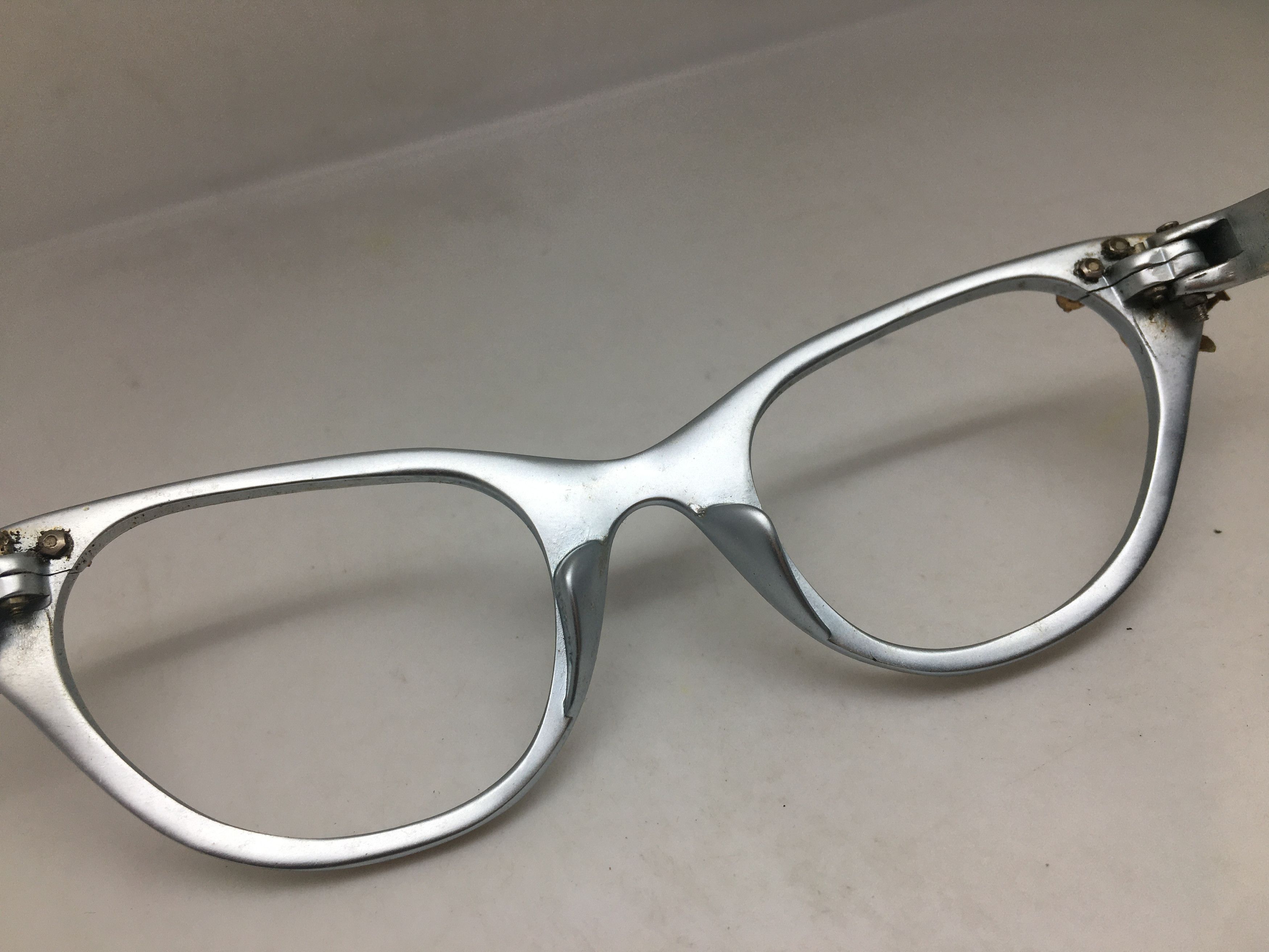 Vintage Vintage 50 AluminiumTura Cateye Diva Girls Eyeglasses Size ONE SIZE - 5 Thumbnail