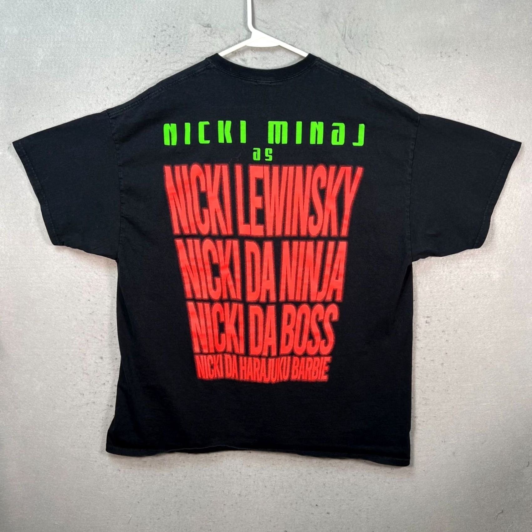 Vintage Nicki Minaj Beam Me Up Scotty Graphic T-Shirt Mens XXL Black 100% Cotton Size US XXL / EU 58 / 5 - 2 Thumbnail