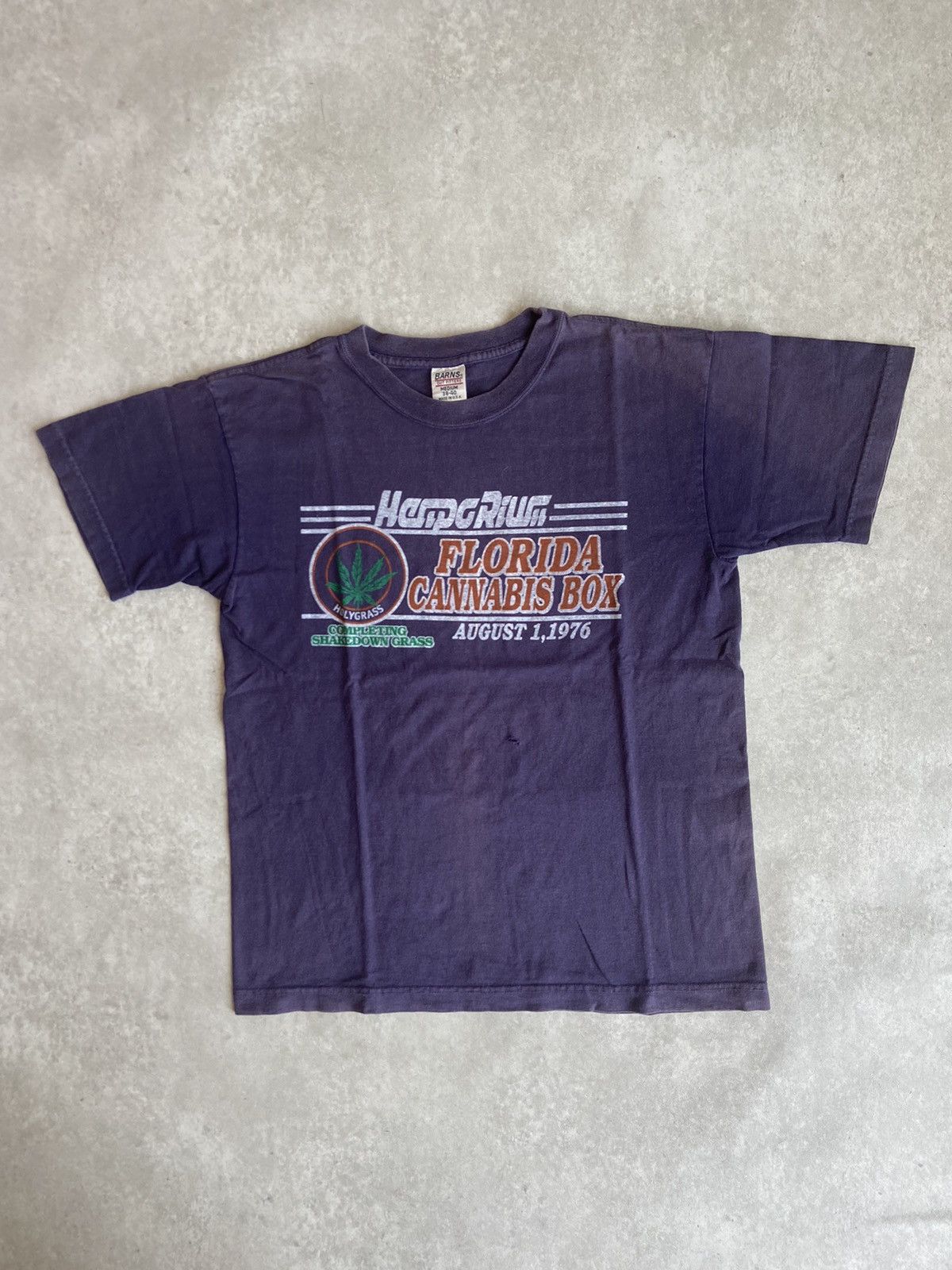 Vintage Vintage Heipo Riwii Florida Cannabis Box Tshirt Size US M / EU 48-50 / 2 - 1 Thumbnail