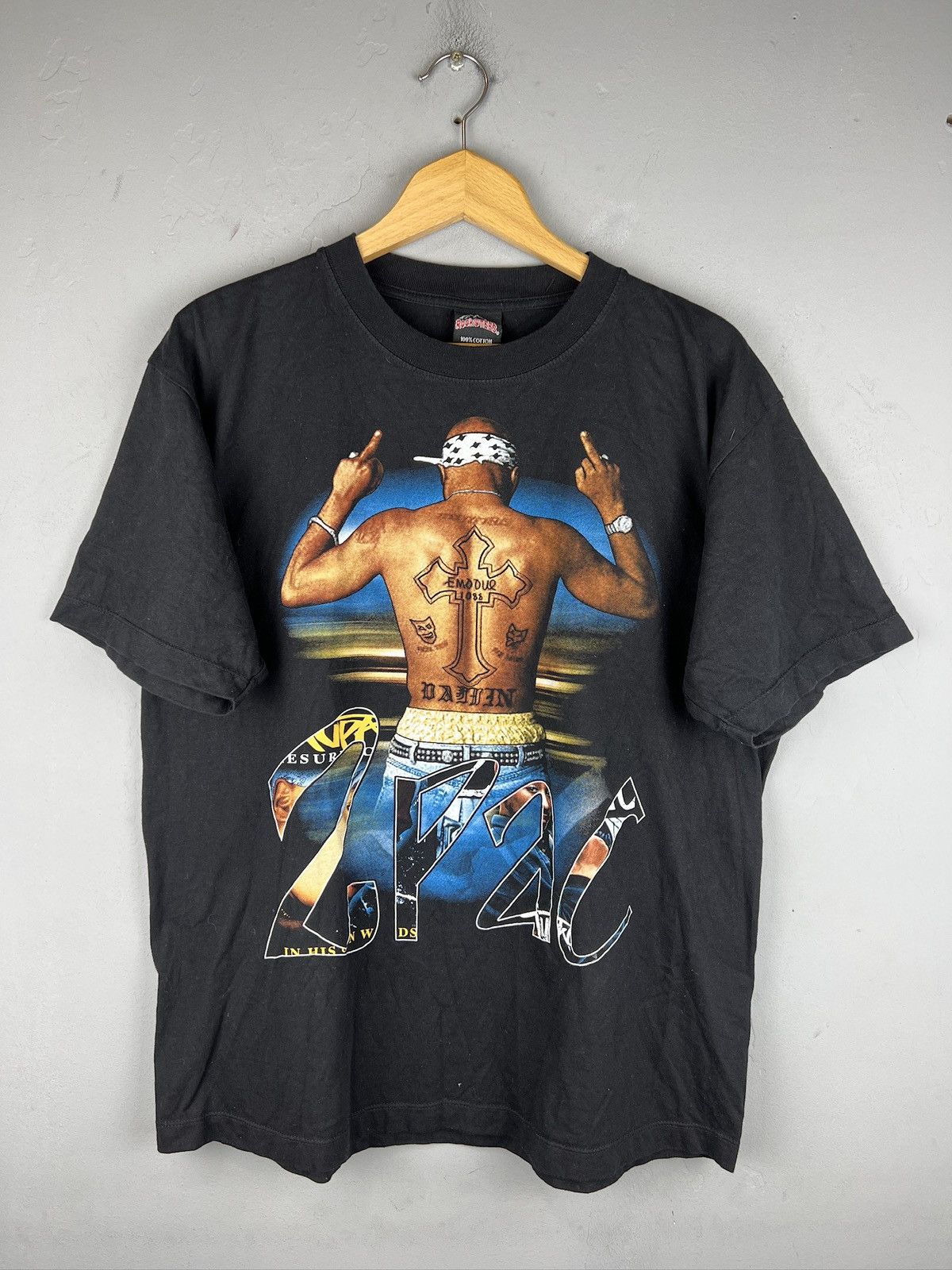 Band Tees × Rap Tees × Vintage Vintage 2Pac Big Logo T shirt y2k Size US L / EU 52-54 / 3 - 1 Thumbnail