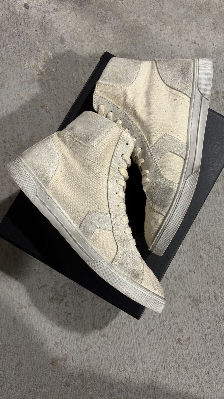 Saint Laurent Paris Saint Laurent Paris “Smoking Forever” High Top Sneaker Size US 11 / EU 44 - 13 Thumbnail
