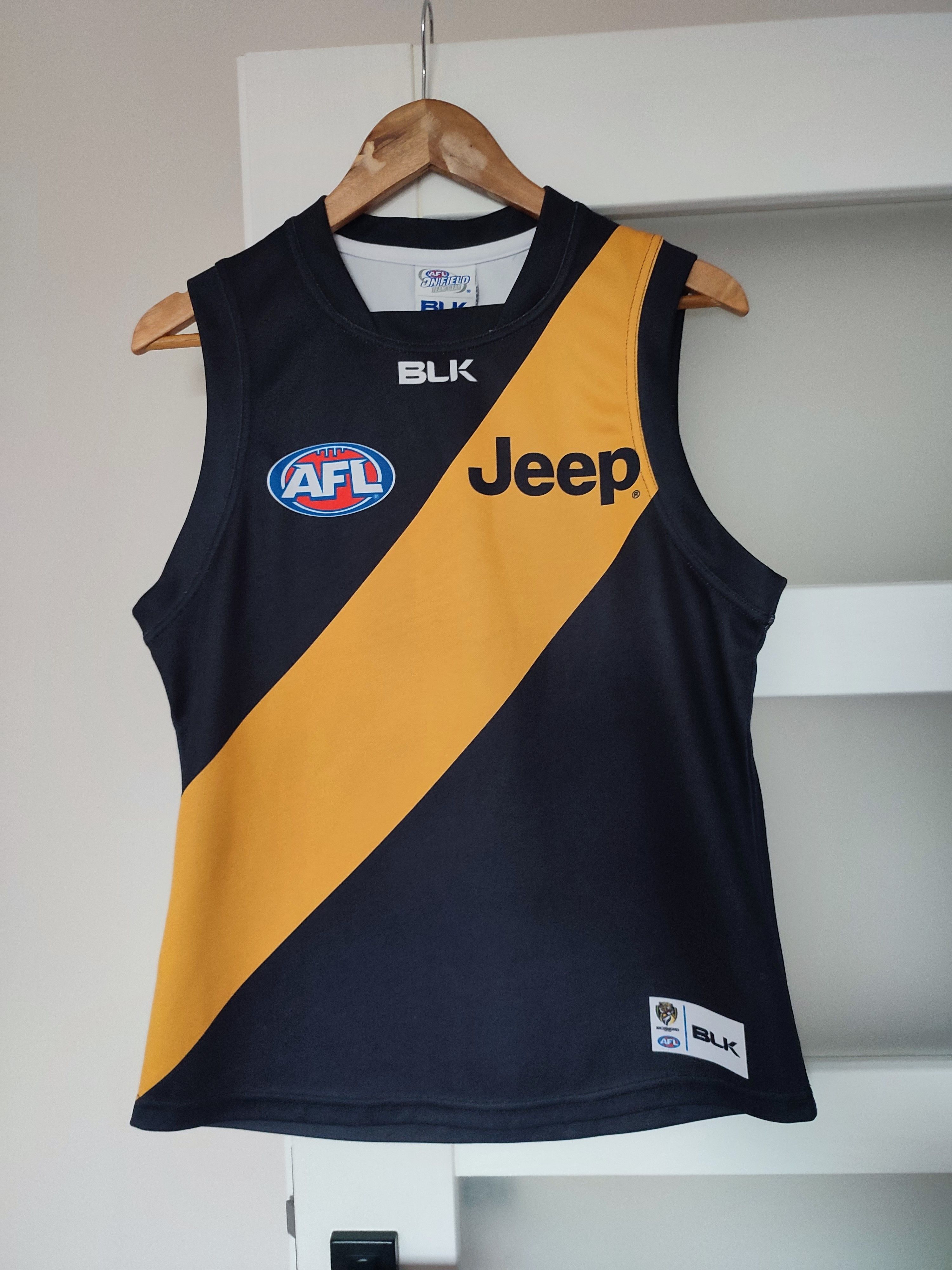 Blk Dnm Richmond Tigers AFL Australian Football BLK Jersey Vest Size US S / EU 44-46 / 1 - 1 Thumbnail