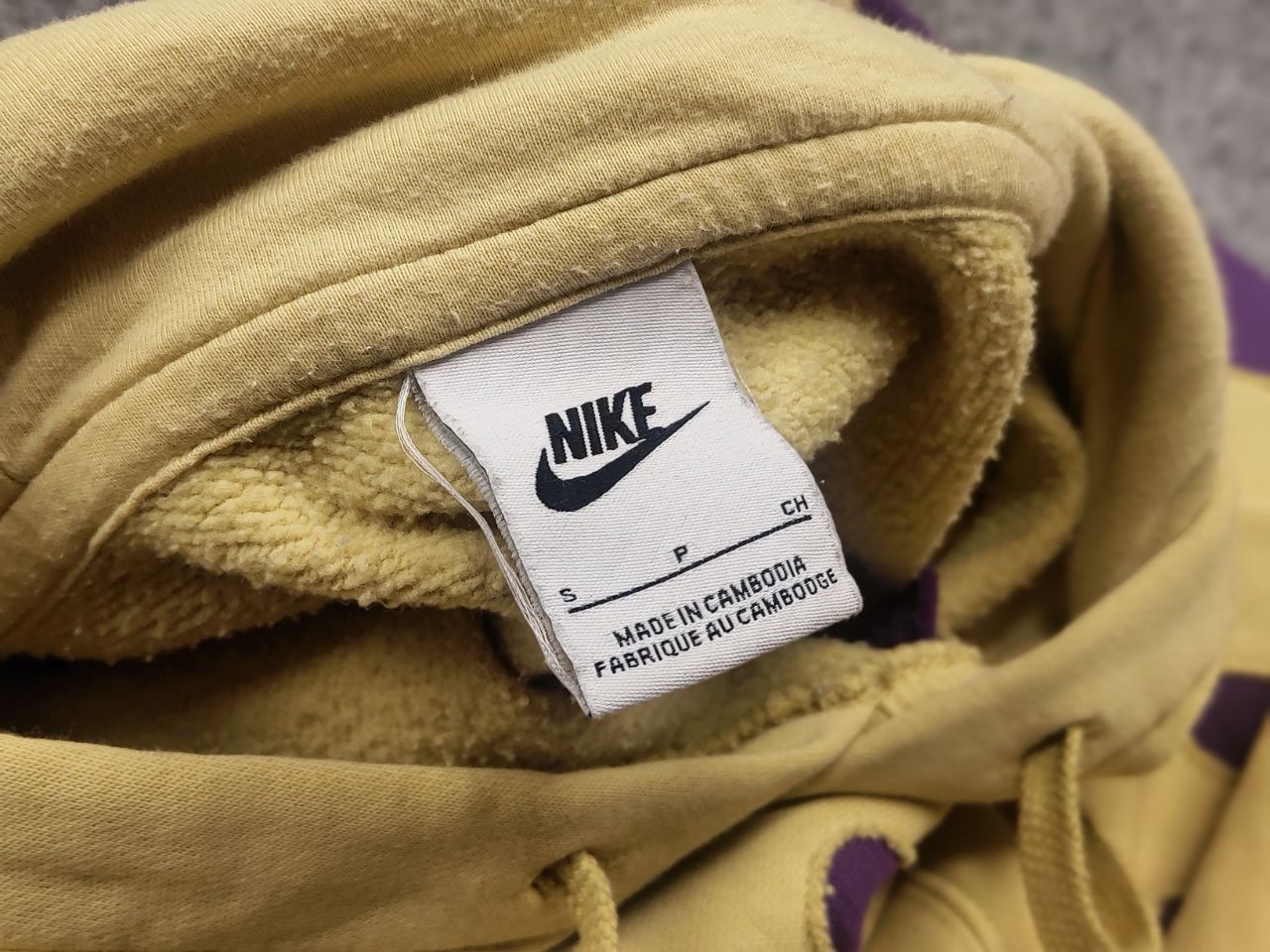 Nike Rare Nike skeleton Logo vintage reworked Hoodie Y2K Style Size US S / EU 44-46 / 1 - 12 Thumbnail