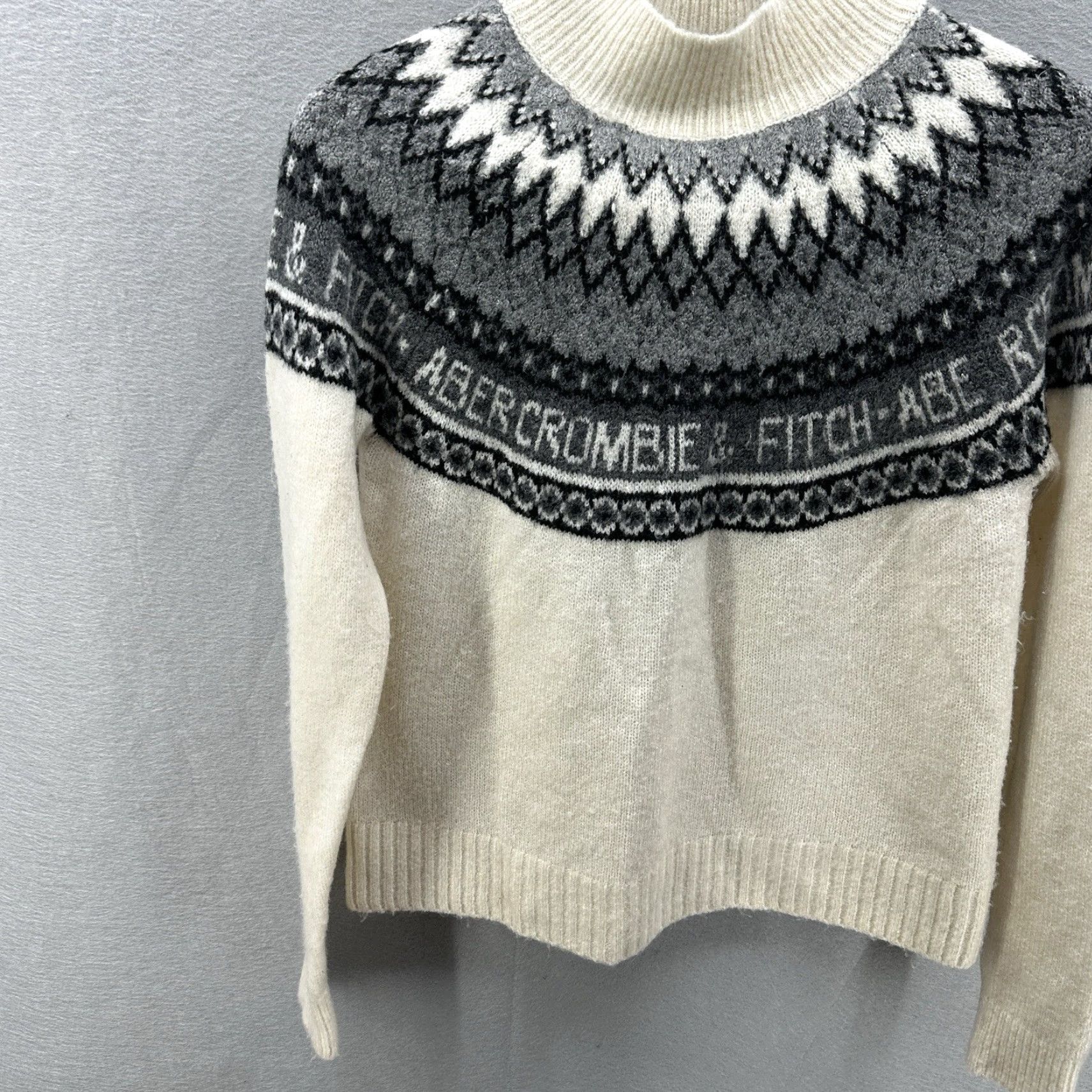 Abercrombie & Fitch Vintage Abercrombie & Fitch Women's Sweater Pullover Fair Isle 90s Knitted Ivory Preppy Size S Size S / US 4 / IT 40 - 2 Thumbnail