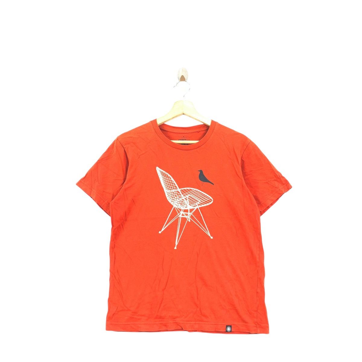 Uniqlo UNIQLO x EAMES OFFICE 2018 Collection Chair SPRZNY Tee Shirt Size US M / EU 48-50 / 2 - 1 Thumbnail