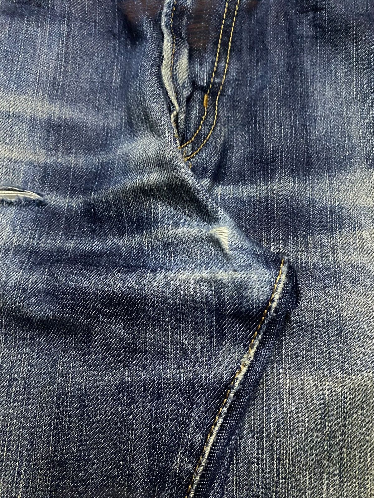 Edwin Vintage Japanese Brand Edwin 402 Fade DistressedLoose Jeans Size US 35 - 11 Thumbnail