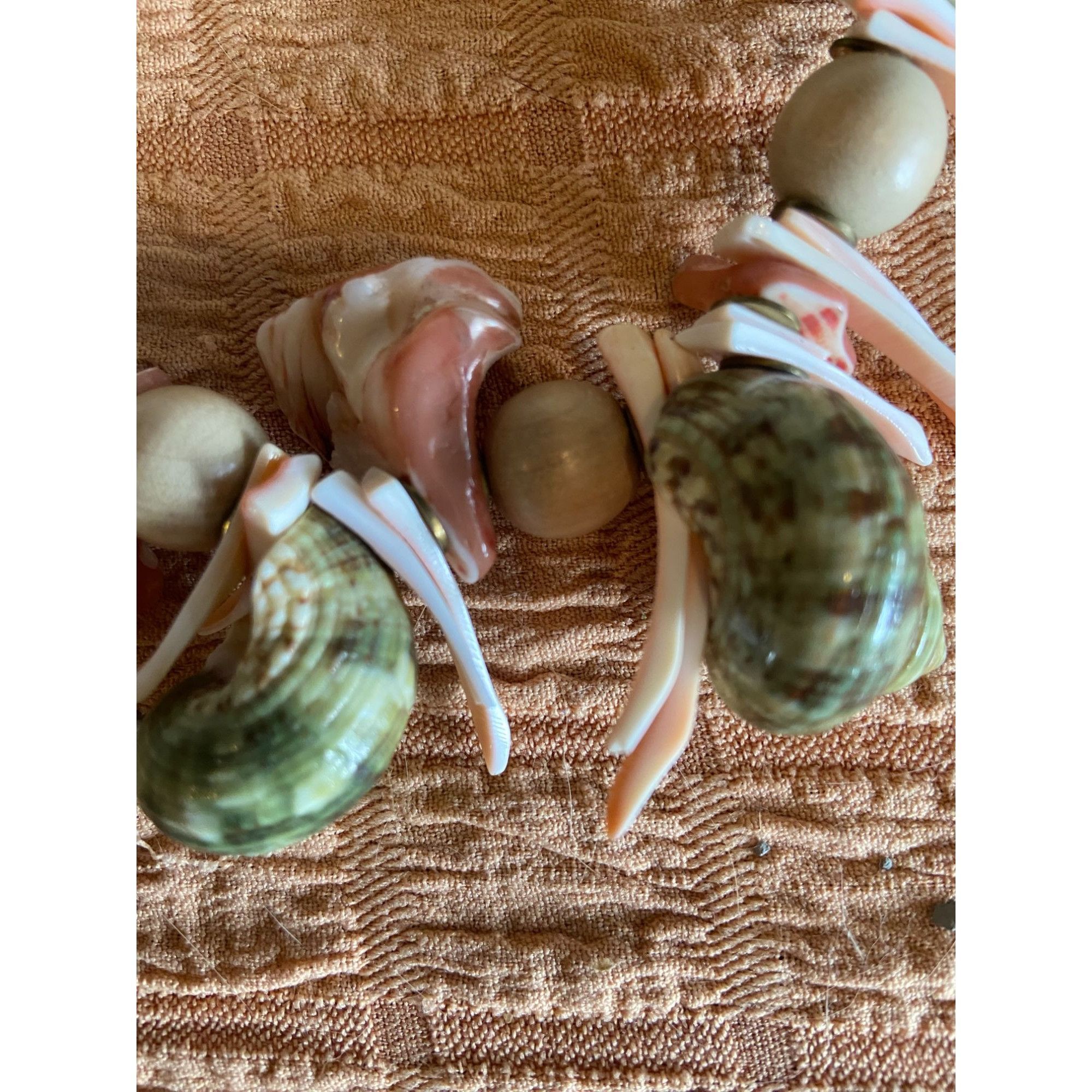 Other Wood Beads & Shell Necklace. 16" Long , 5/8" Beads 1.5" Larg Size ONE SIZE - 12 Thumbnail