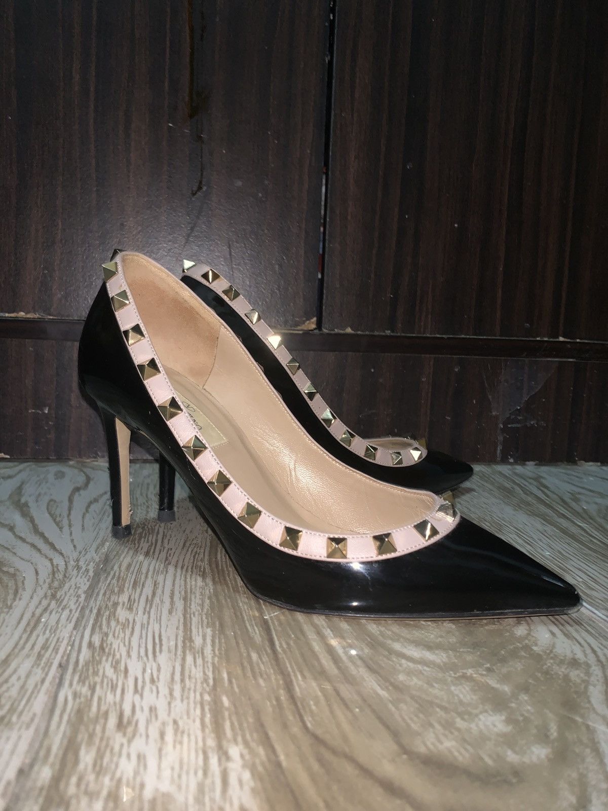 Valentino Valentino Garavani black rockstud heels Size US 7 / IT 37 - 6 Thumbnail