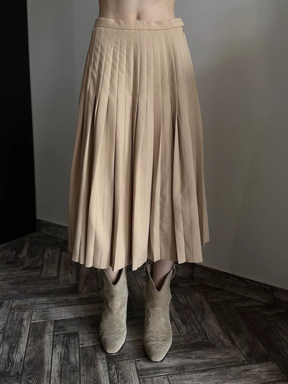 Givenchy Vintage Givenchy 5 Please Wool A-line Midi Skirt Beige Rare Size 30" / US 8 / IT 44 - 3 Thumbnail
