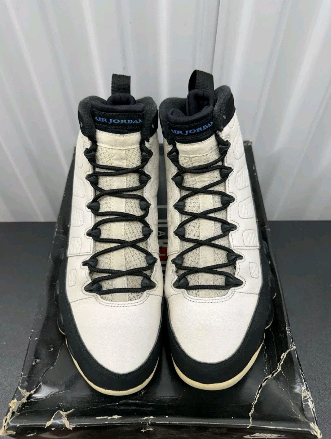 Jordan Brand Nike Air Jordan Retro 9 University Blue CT8019140 Size 9 Men Size US 9 / EU 42 - 2 Thumbnail