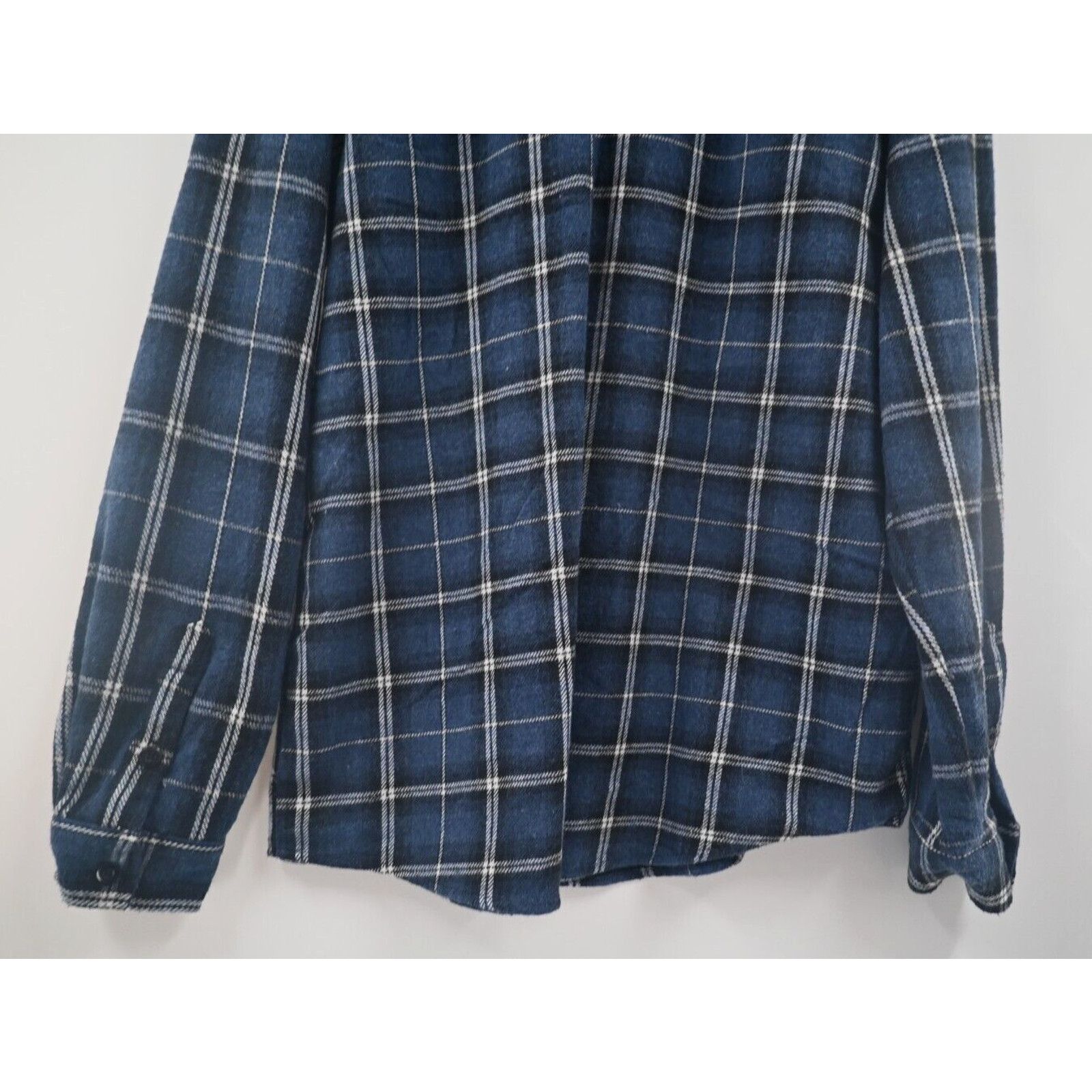 Boohoo BooHooMAN Norm Plaid Flannel Navy Blue Shirt Med Gorp Dadcor Size US M / EU 48-50 / 2 - 7 Thumbnail