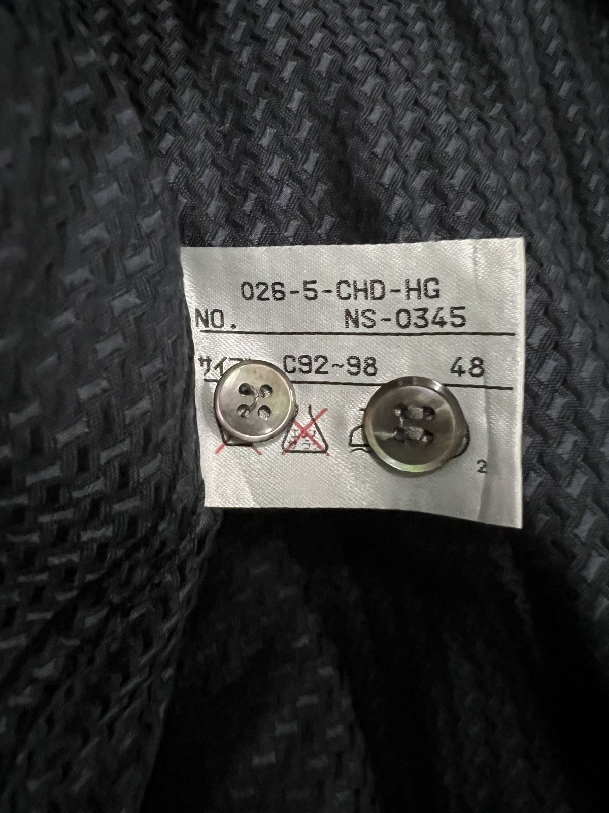 Jean Paul Gaultier 90s Jean Paul Gaultier Texture Fabric Gentleman Button Shirt Size US M / EU 48-50 / 2 - 9 Thumbnail