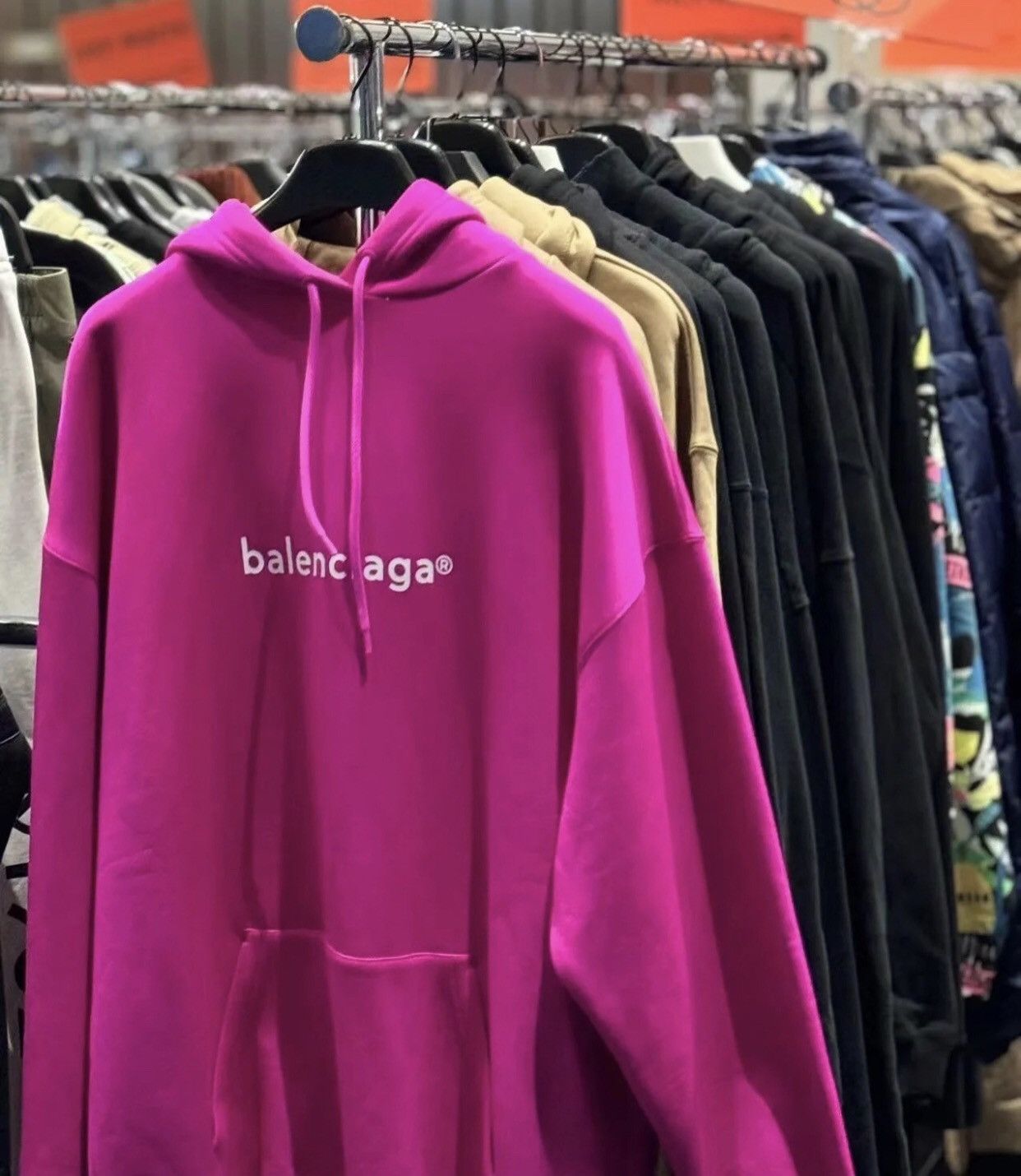 Balenciaga Balenciaga dragon fruit colored hoodie2412-Nextarrow Size S / US 4 / IT 40 - 3 Thumbnail