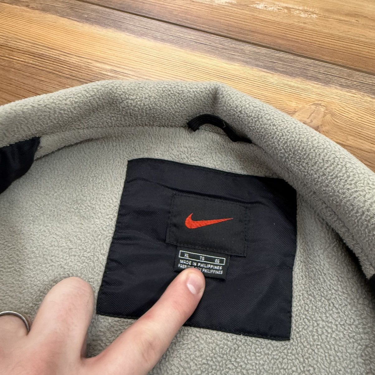 Nike Vintage Black Nike Fleece Lined Heavy Windbreaker Jacket Size US XL / EU 56 / 4 - 6 Thumbnail
