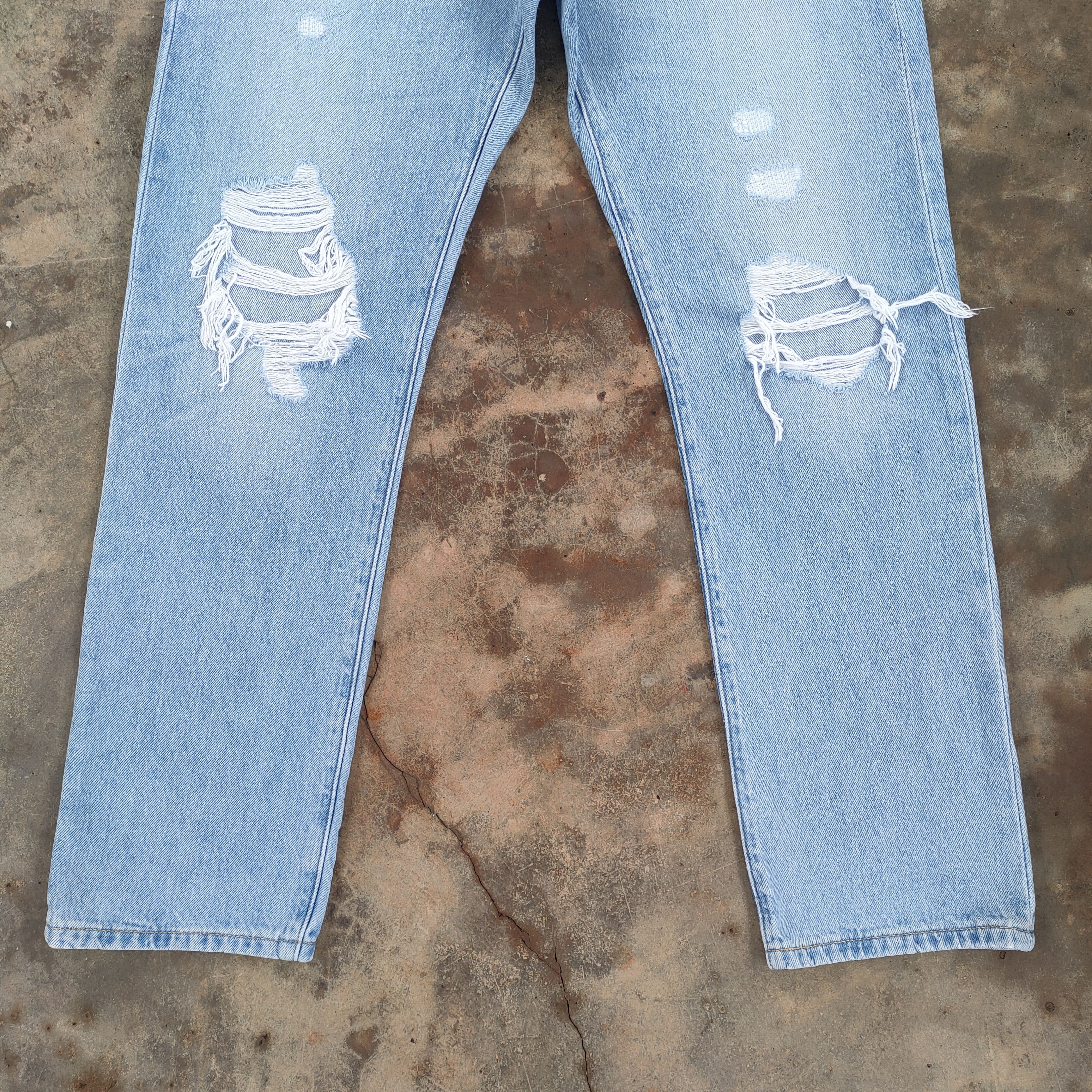 Levi's LEVI'S PREMIUM 501 FADED DISTRESSED DENIM JEANS PANTS Size US 30 / EU 46 - 4 Thumbnail