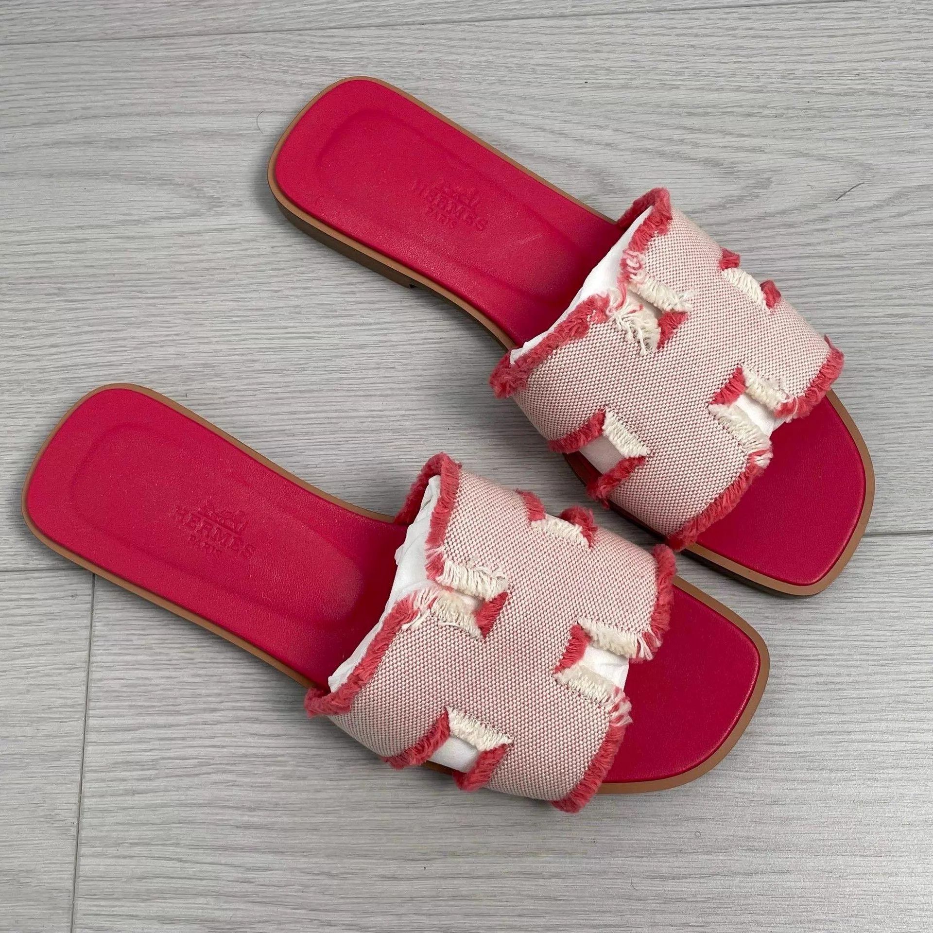 Hermes Hermès leather slippers pink red Size US 6.5 / IT 36.5 - 7 Thumbnail