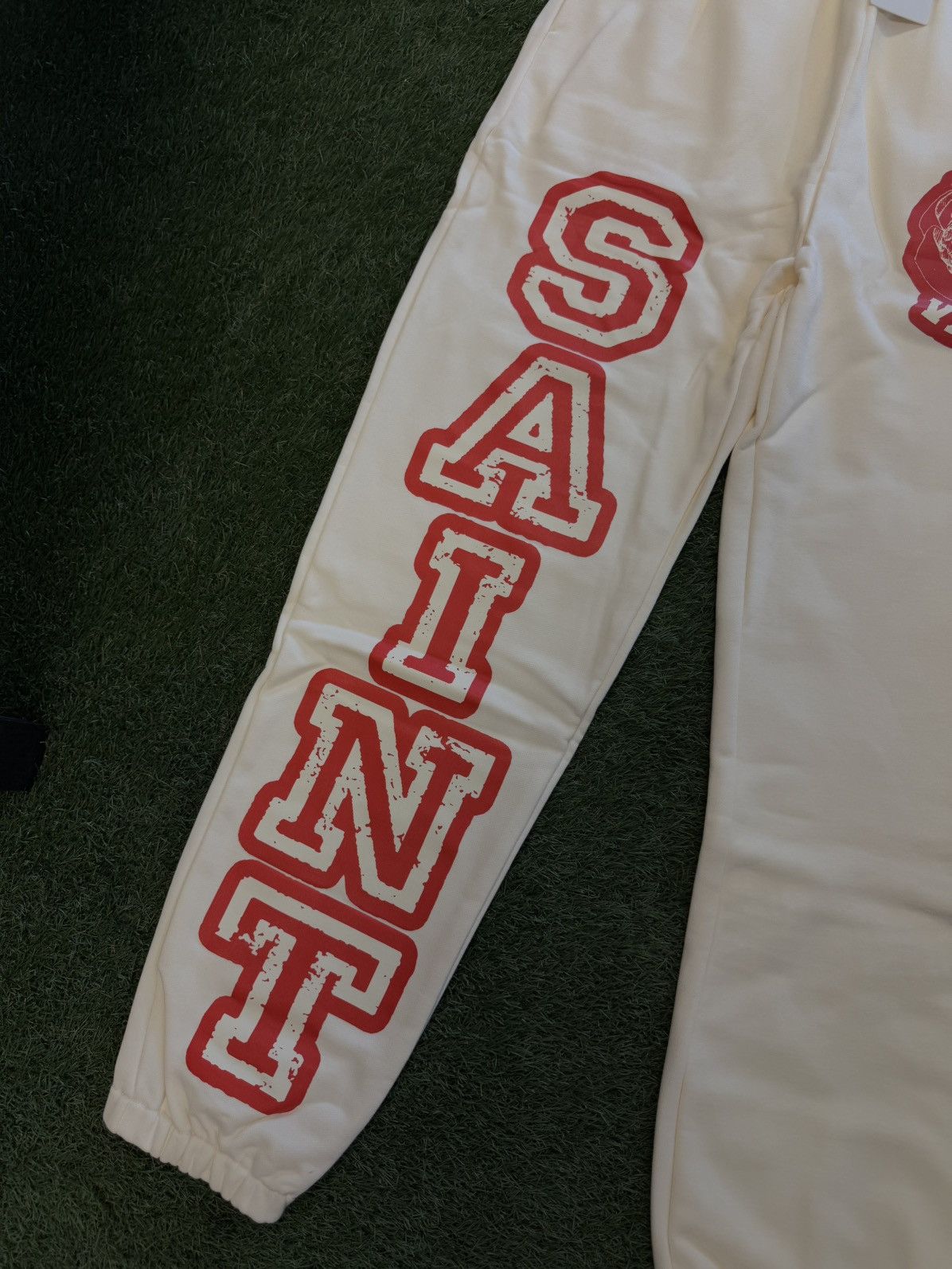 Saint Vanity Saint Vanity Cream Red Sweatpants Size XL (NEW) Size US 31 - 4 Thumbnail