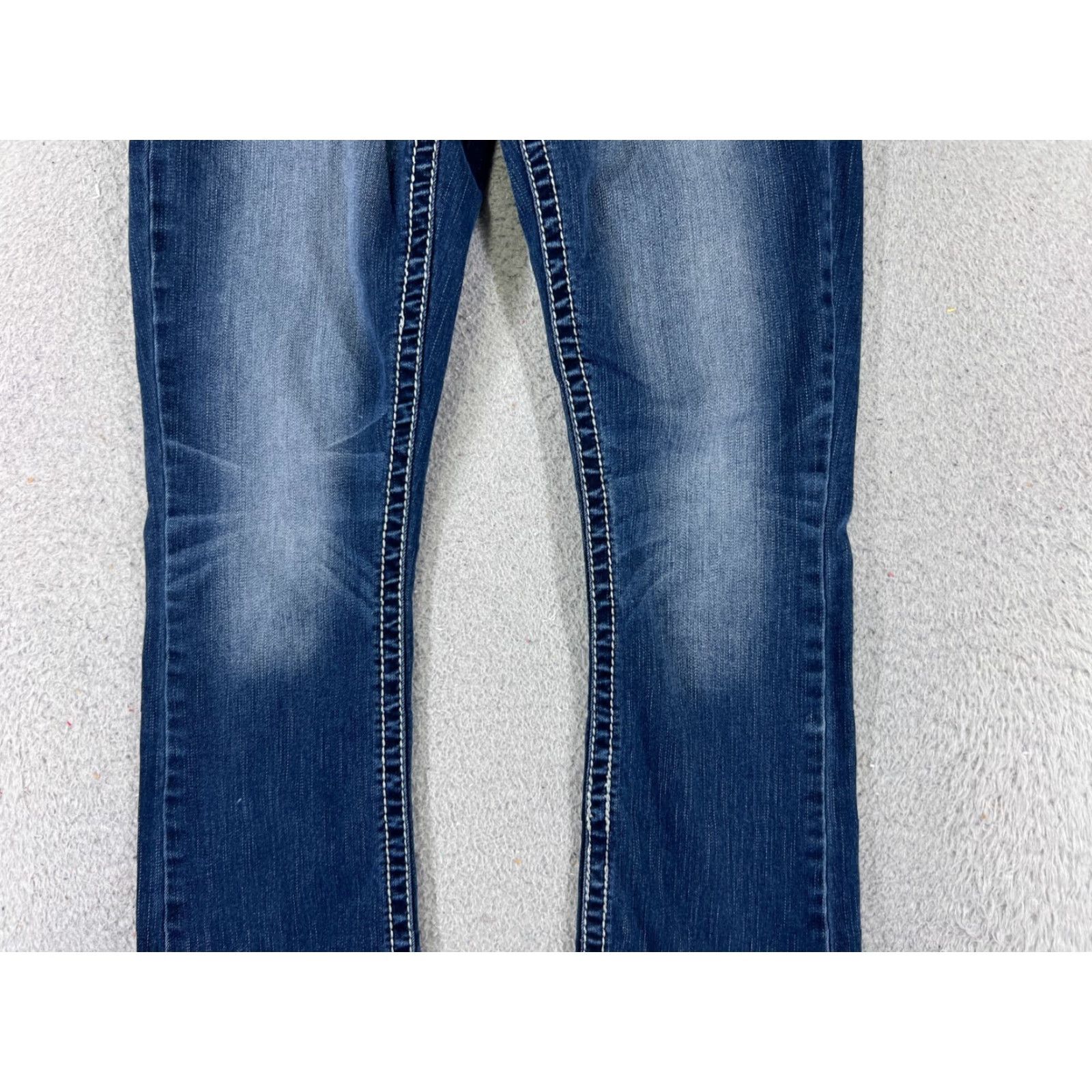 Vintage Maurices Jeans Women Bootcut Denim 26x29 Low Rise 3 Pockets Zipper Distressed Blue Cotton Size 26" / US 2 / IT 38 - 3 Thumbnail