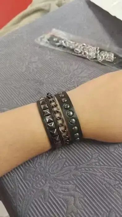 Japanese Brand 3 Lines Style rivet Bracelet Size ONE SIZE - 1 Thumbnail