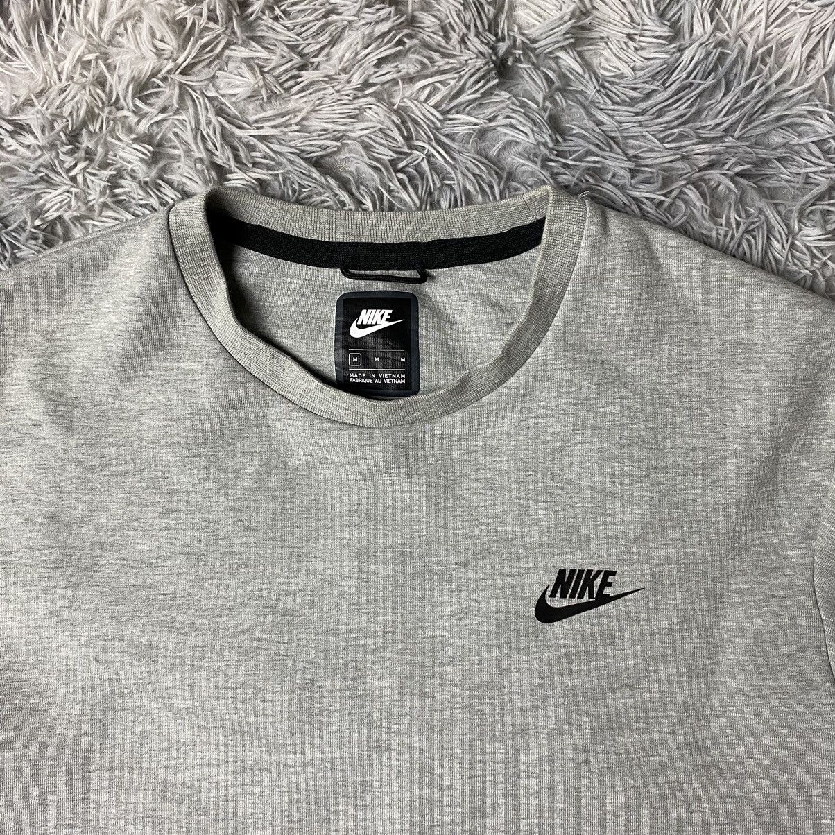 Nike × Vintage Vintage Nike Tech Fleece Crewneck Basic Sweatshirt Size US M / EU 48-50 / 2 - 5 Thumbnail