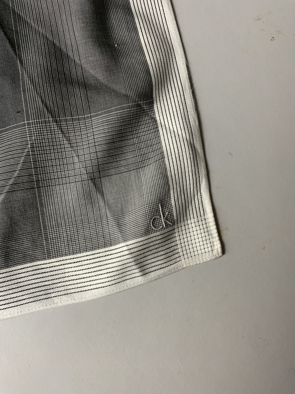 Calvin Klein Calvin Klein Bandana Handkerchief Size ONE SIZE - 10 Thumbnail