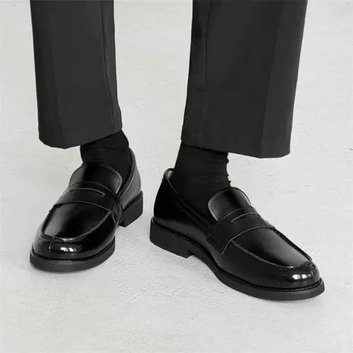 Other Classic Black Loafers for Men Size US 9 / EU 42 - 6 Thumbnail