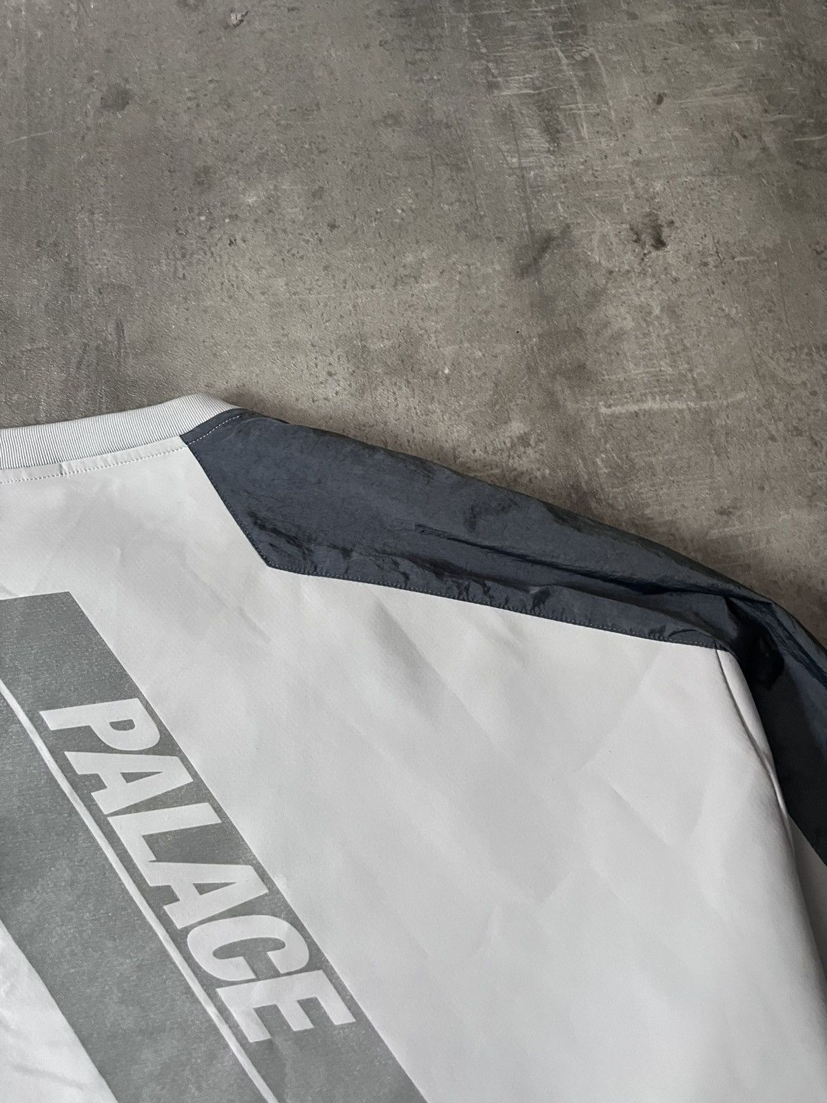 Adidas × Palace Adidas x Palace grey sport sweatshirt Size US XL / EU 56 / 4 - 10 Thumbnail