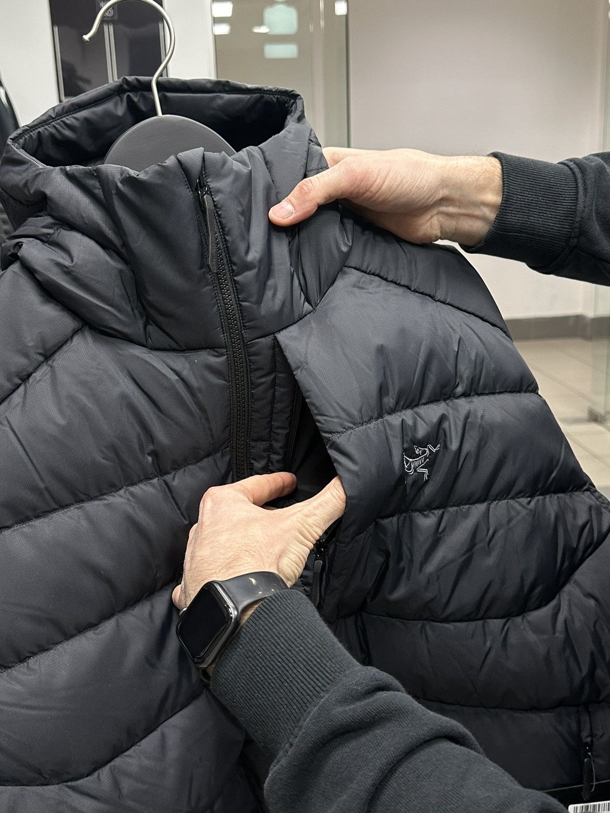 Arc'teryx Arc’teryx Thorium Jacket “Black” Men’s (XXL) – Original, New Size US XXL / EU 58 / 5 - 4 Thumbnail
