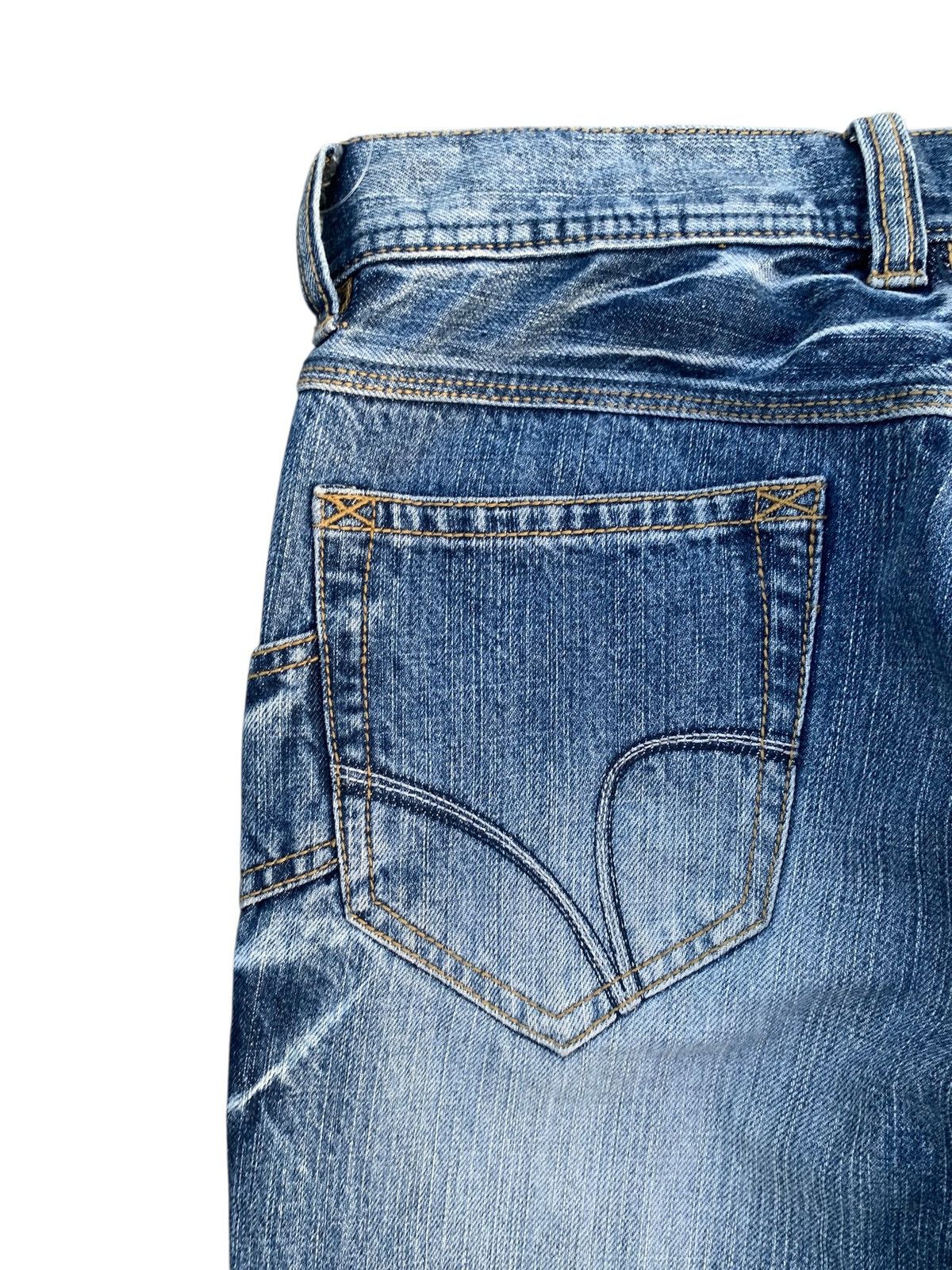 HIDEAWAYS RARE💥NICOLE CLUB HIDEWAYS HAGI JAPANESE DISTRESSED DENIM Size US 31 - 11 Thumbnail